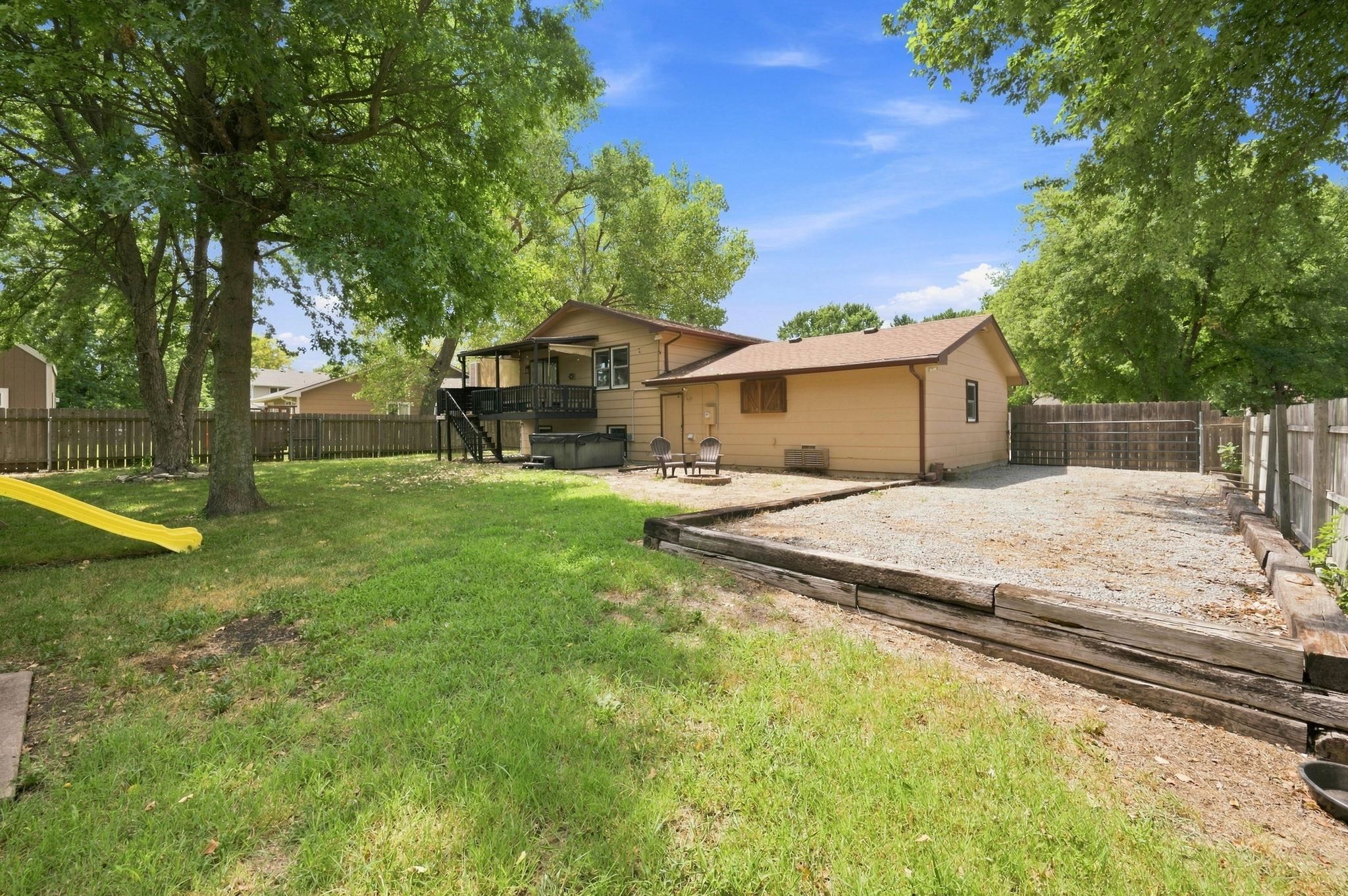 1614 N Main St Property Photo 31