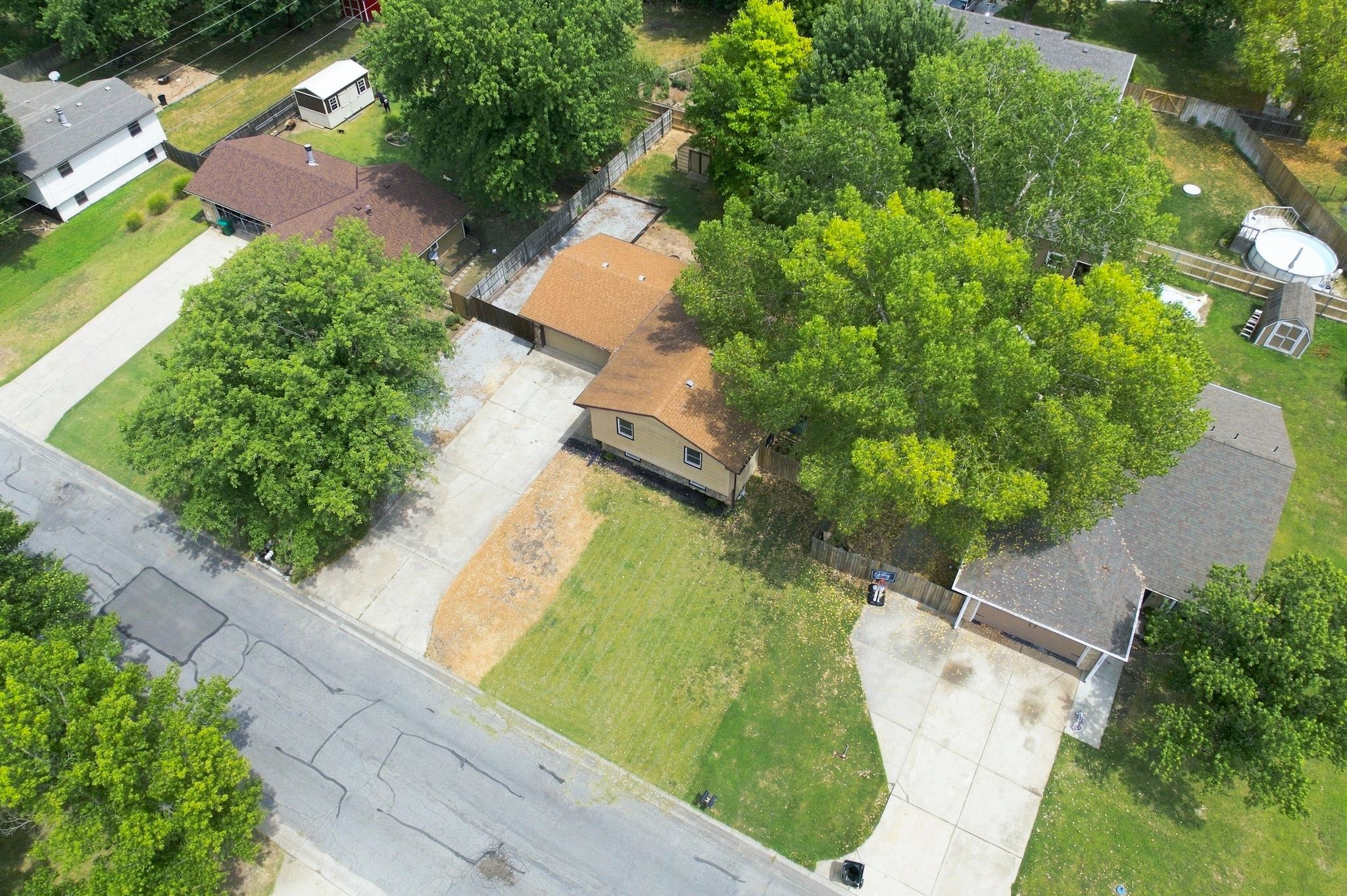 1614 N Main St Property Photo 34