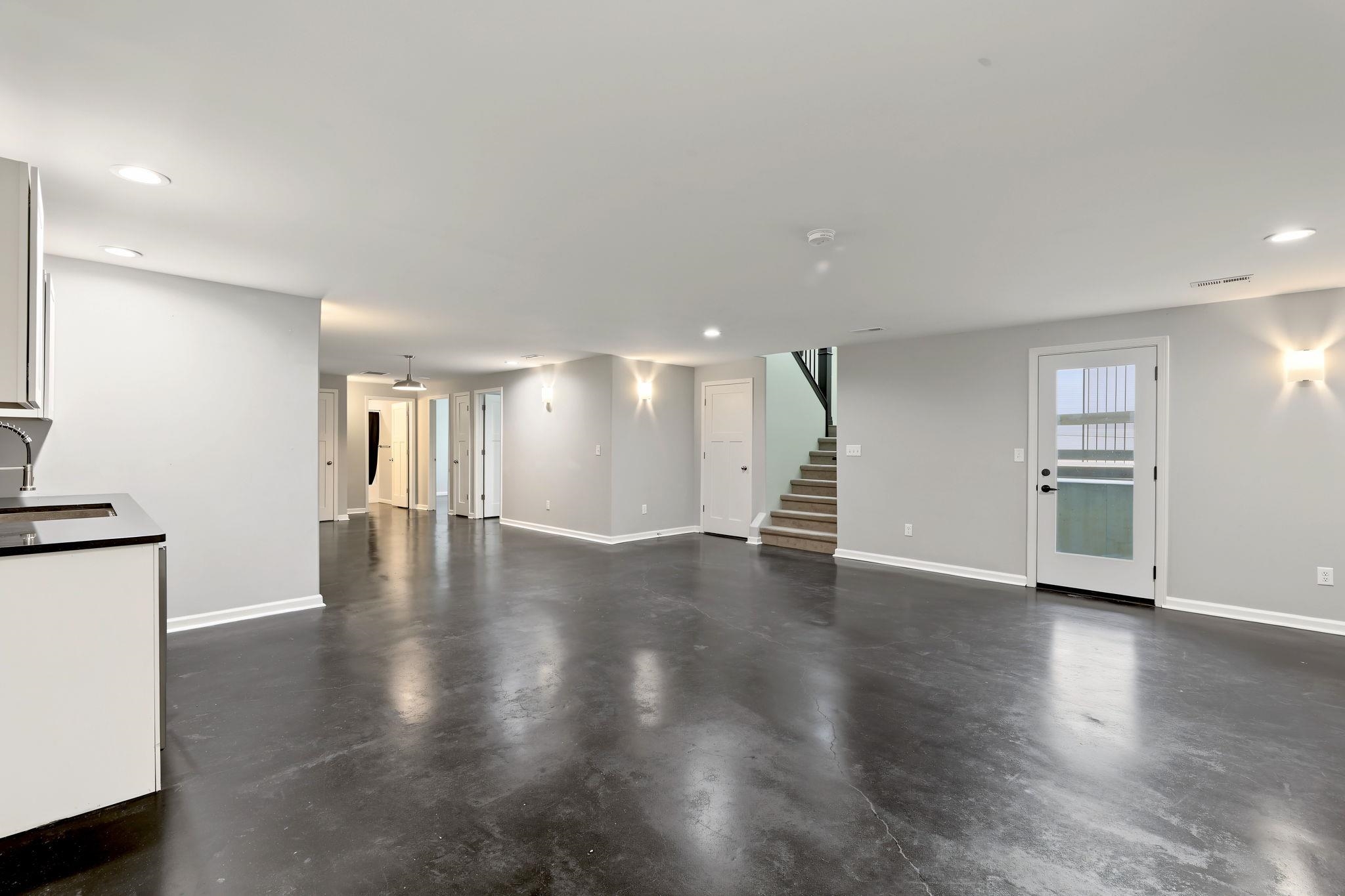 1439 N Aster St. Property Photo 22