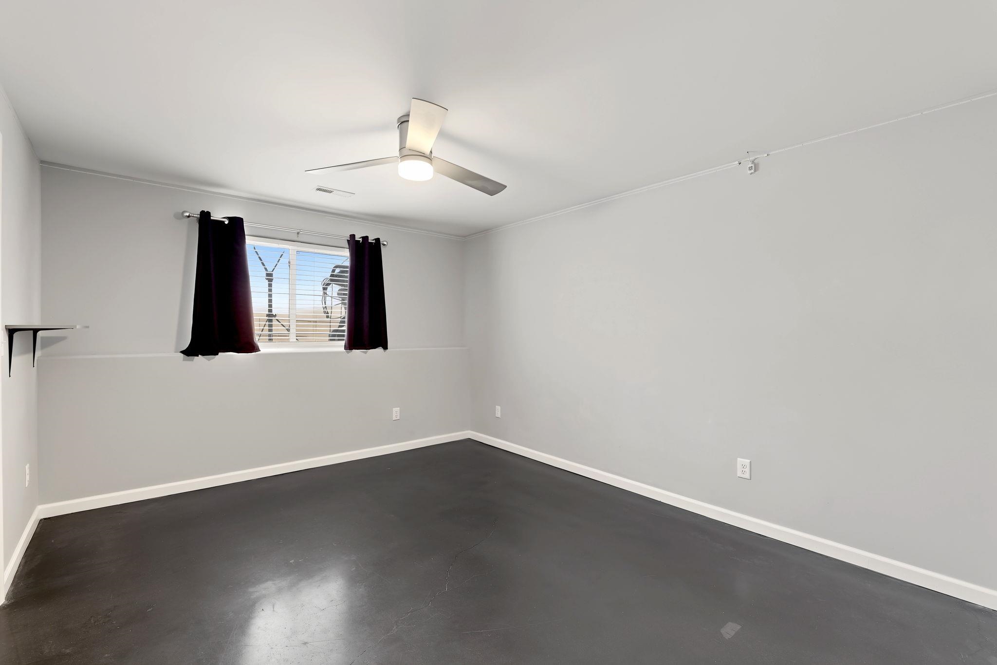 1439 N Aster St. Property Photo 24