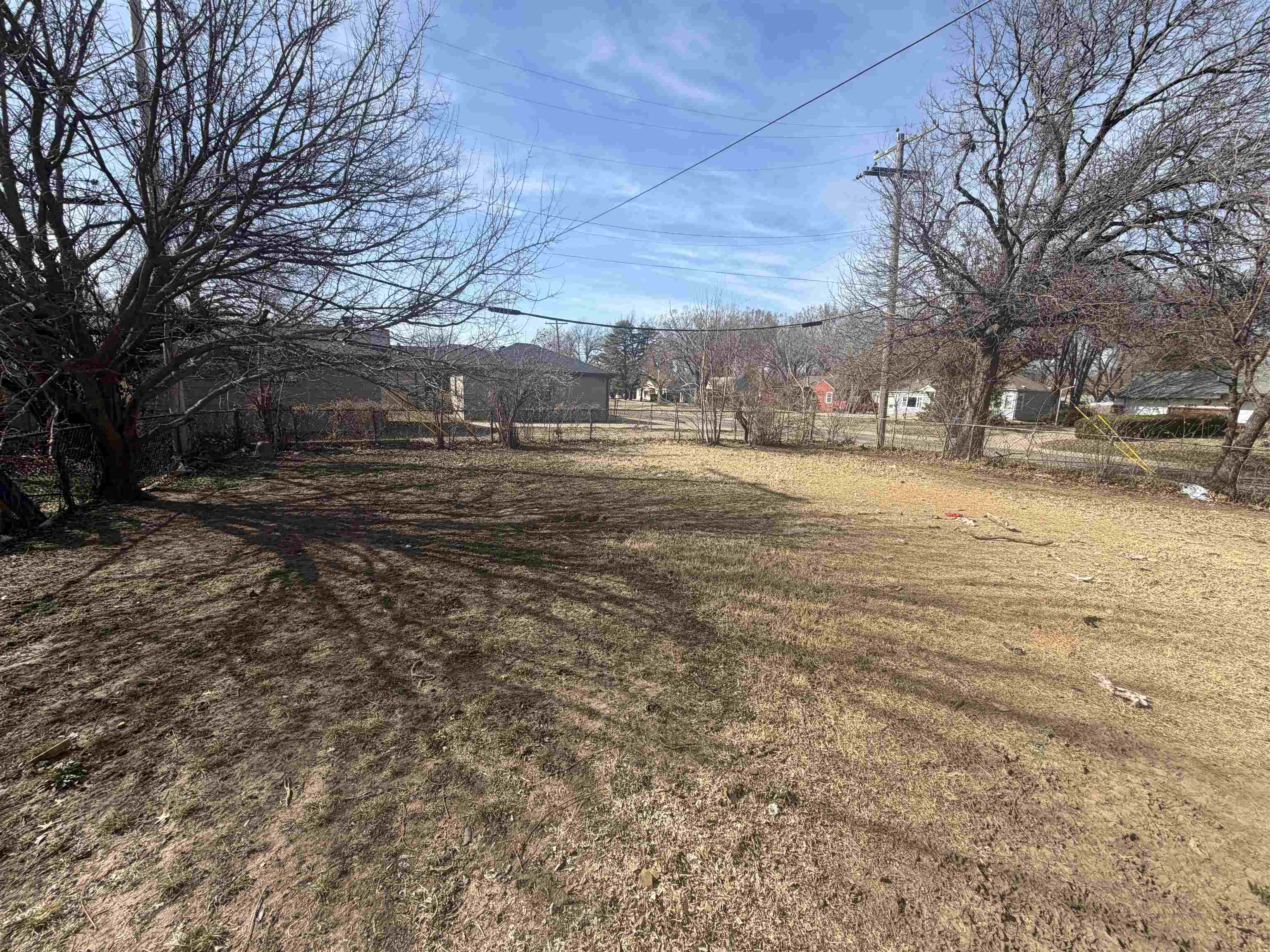 2201 S Broadview St Property Photo 34