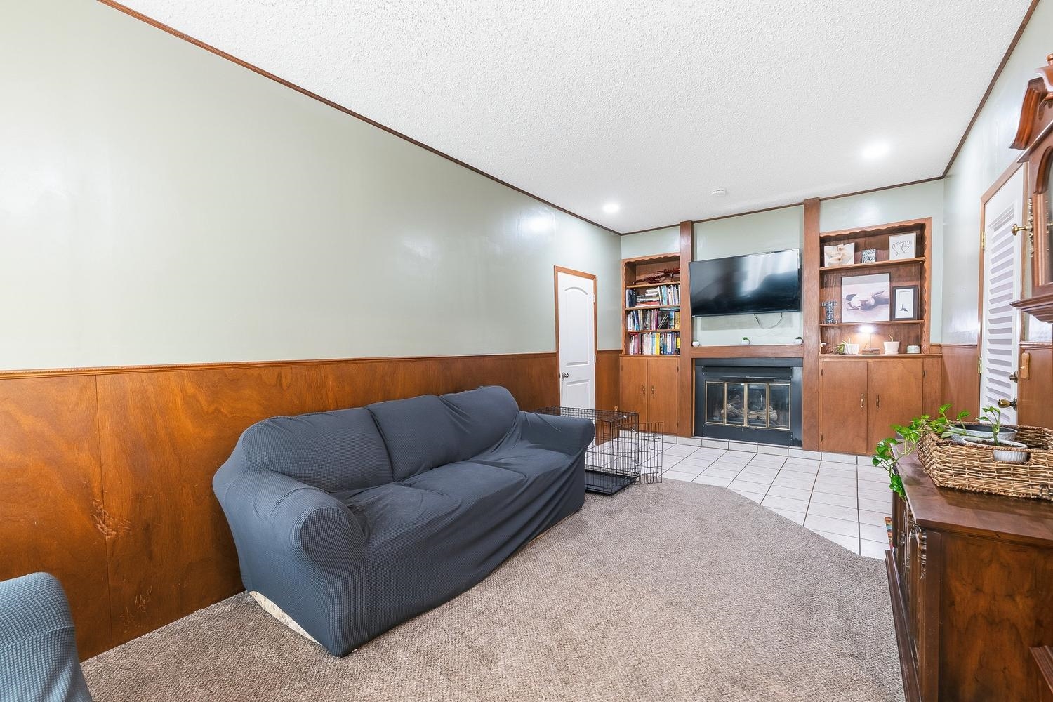 6760 N Tarrytown St Property Photo 10
