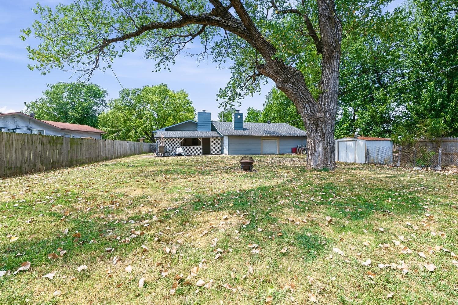 6760 N Tarrytown St Property Photo 30