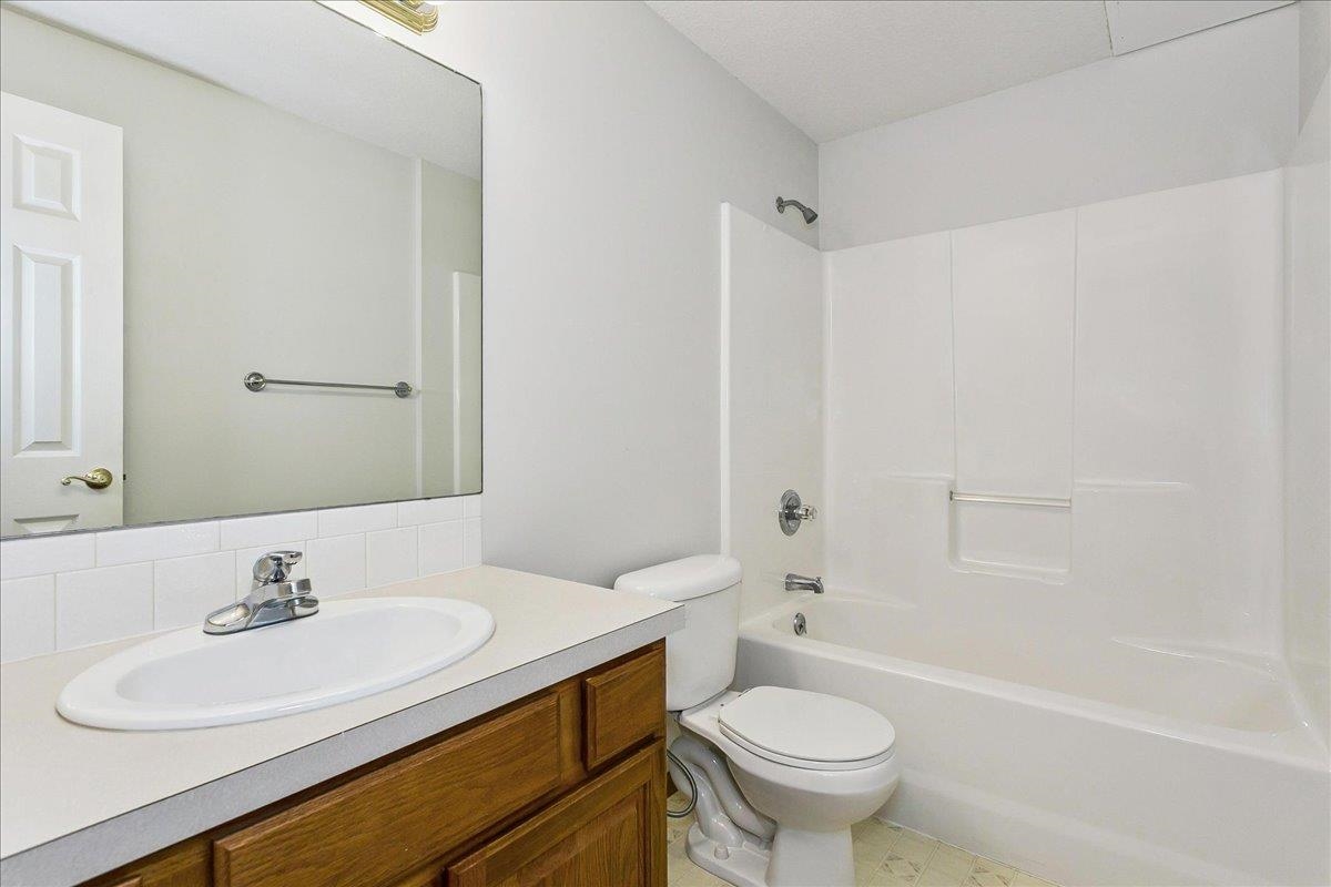 1950 S Webb #107 Property Photo 17