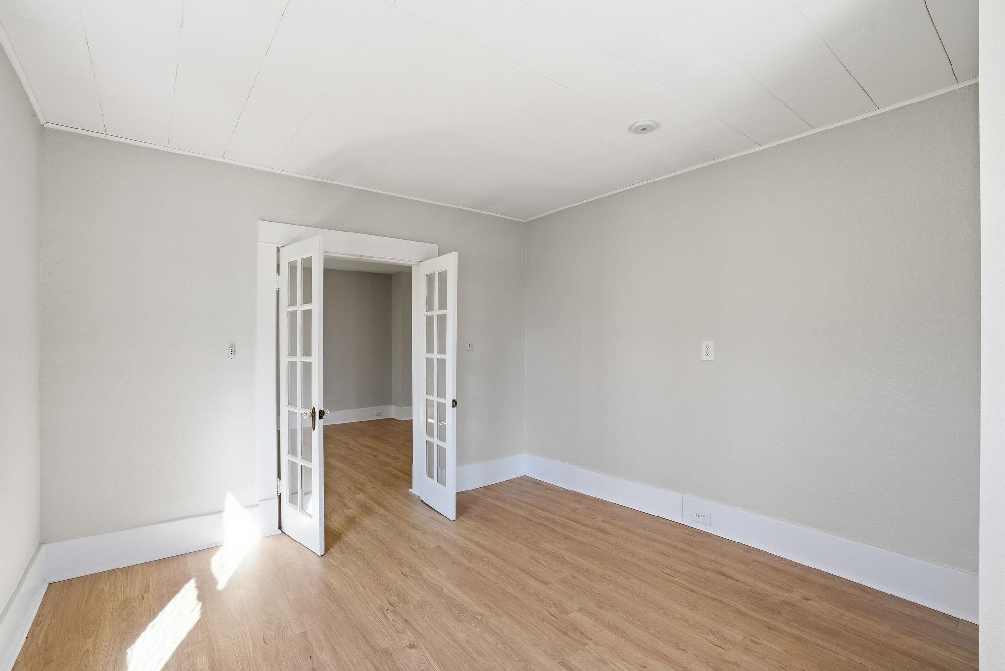 604 W Spring Ave Property Photo 9