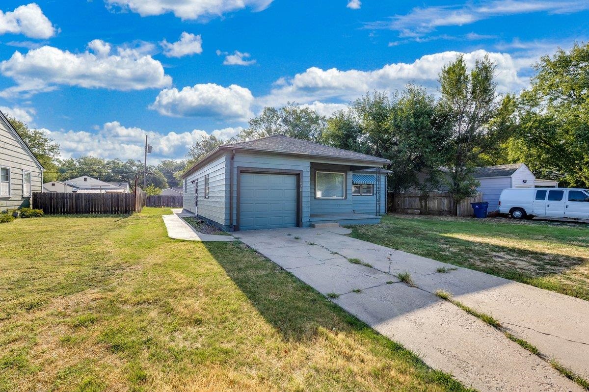 1638 S Faulders Ln Property Photo 4