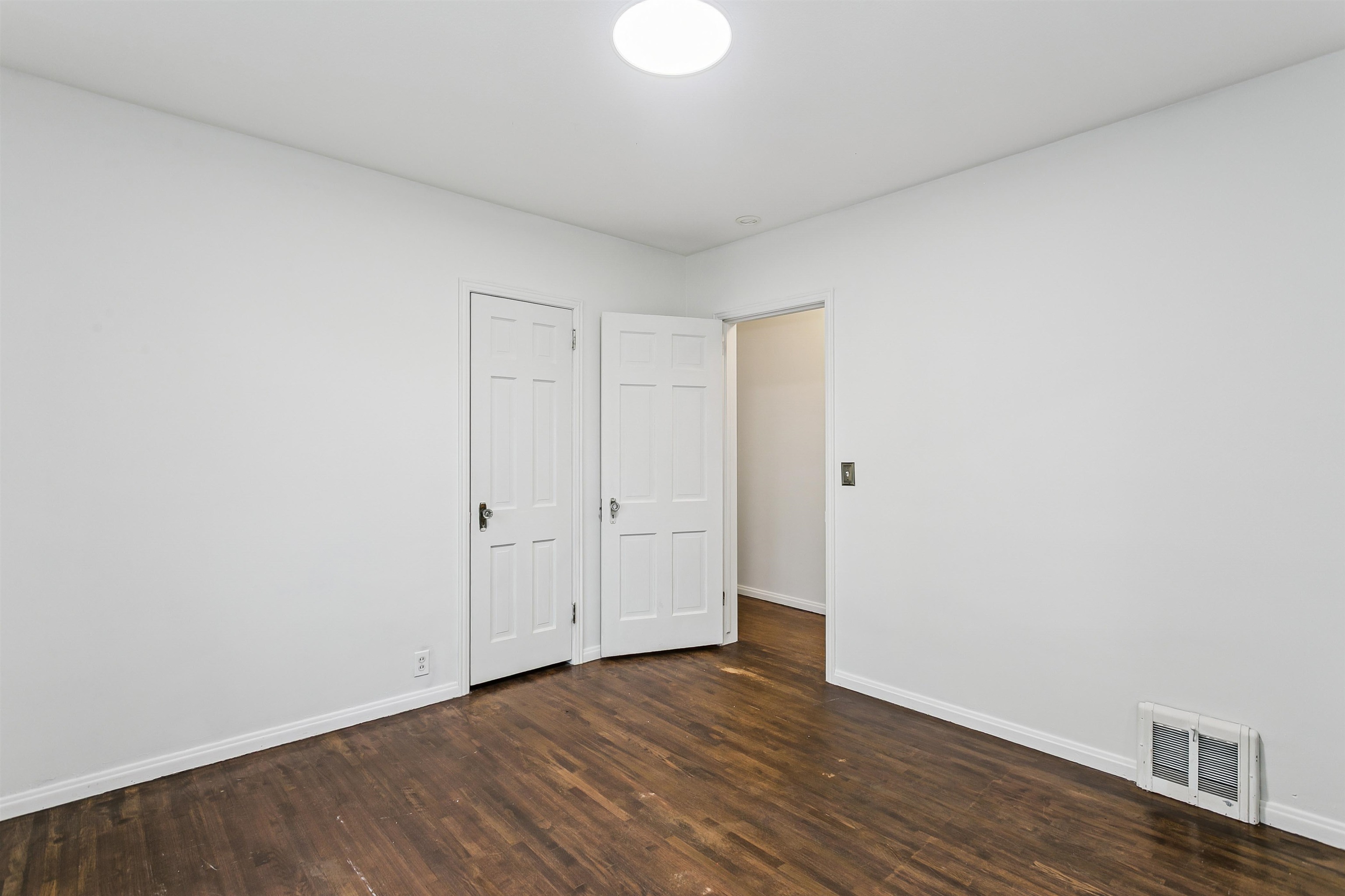 521 N Marshall St Property Photo 17