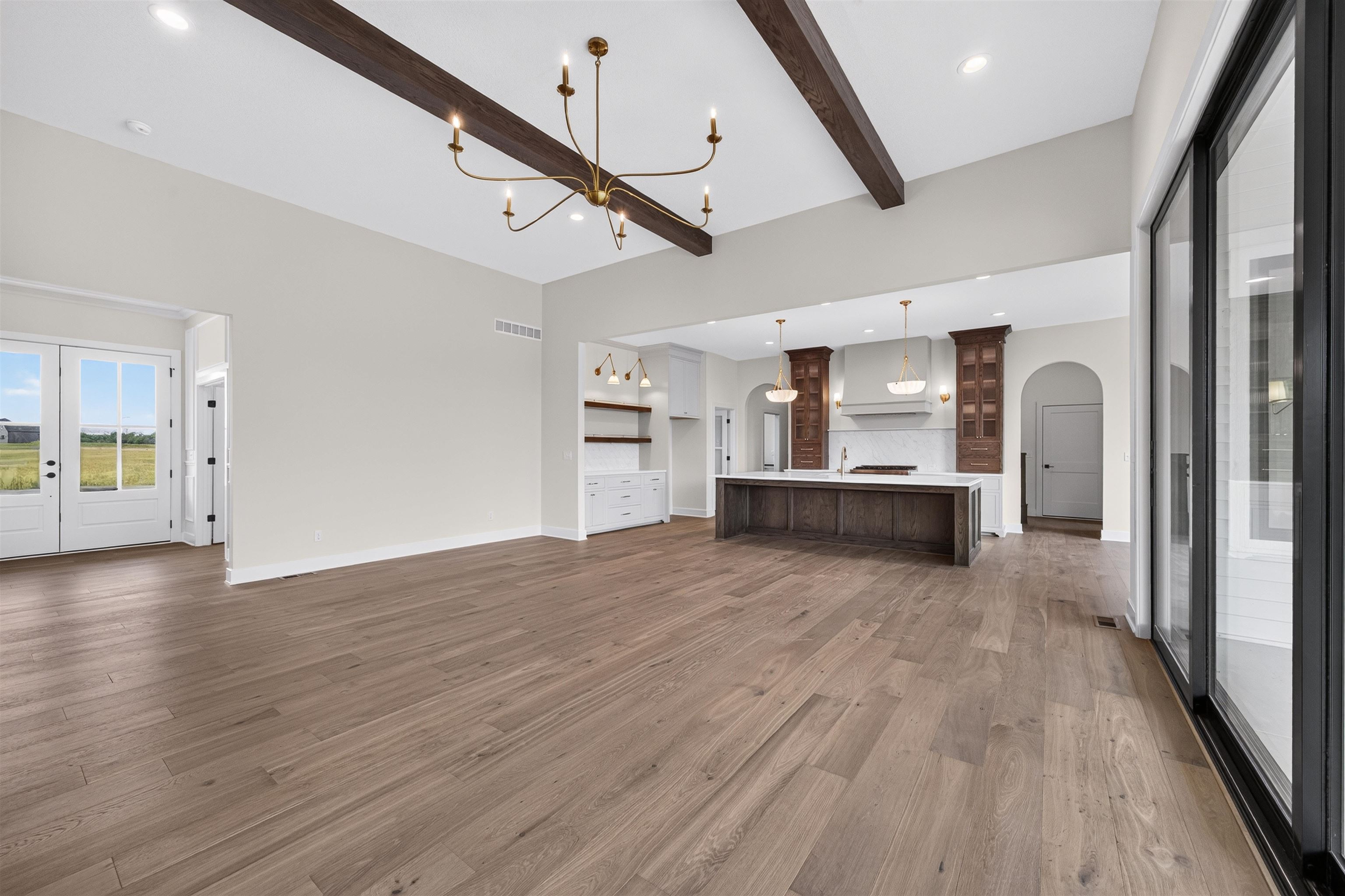 2818 E Kay St Property Photo 6