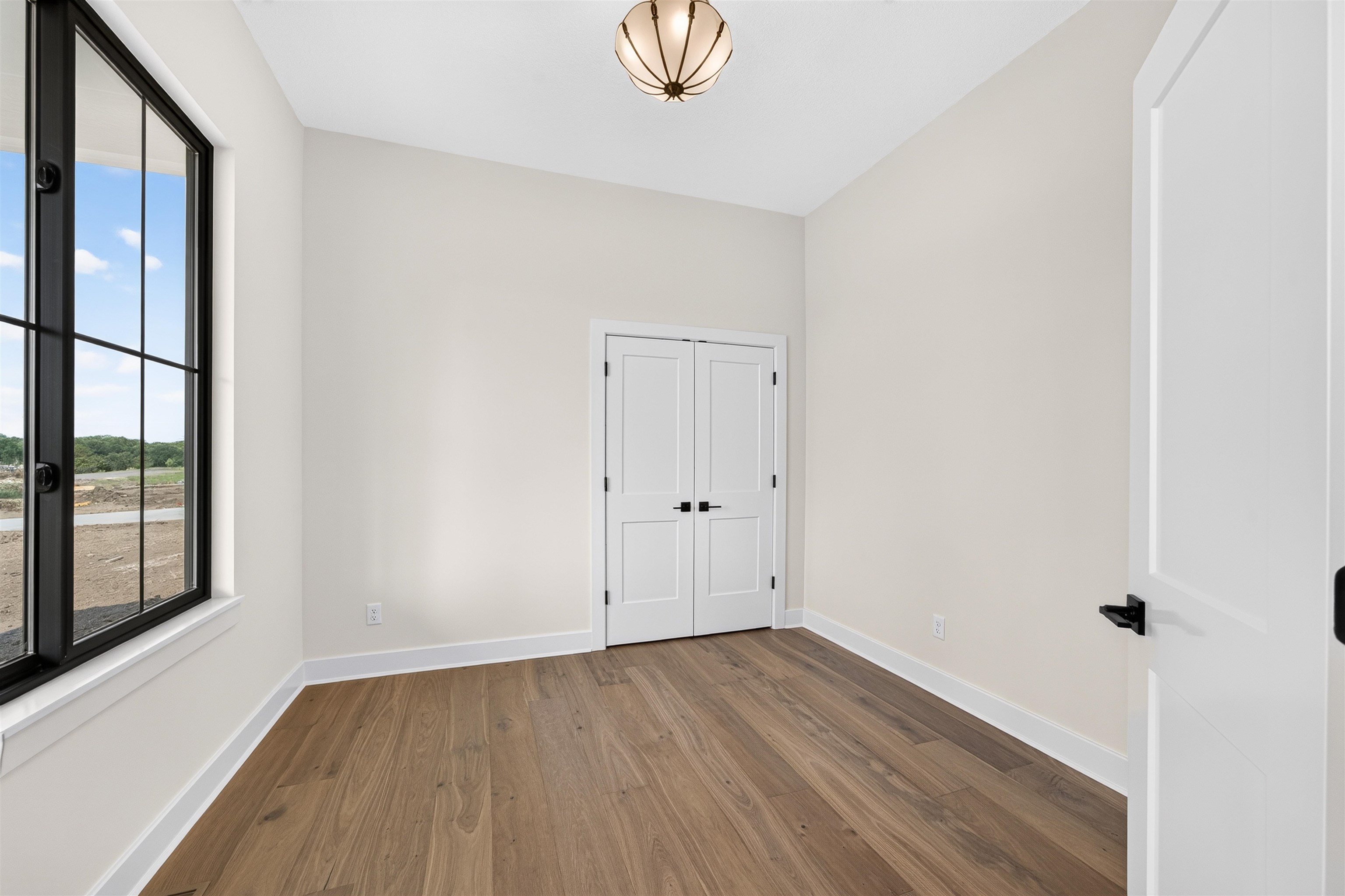 2818 E Kay St Property Photo 20