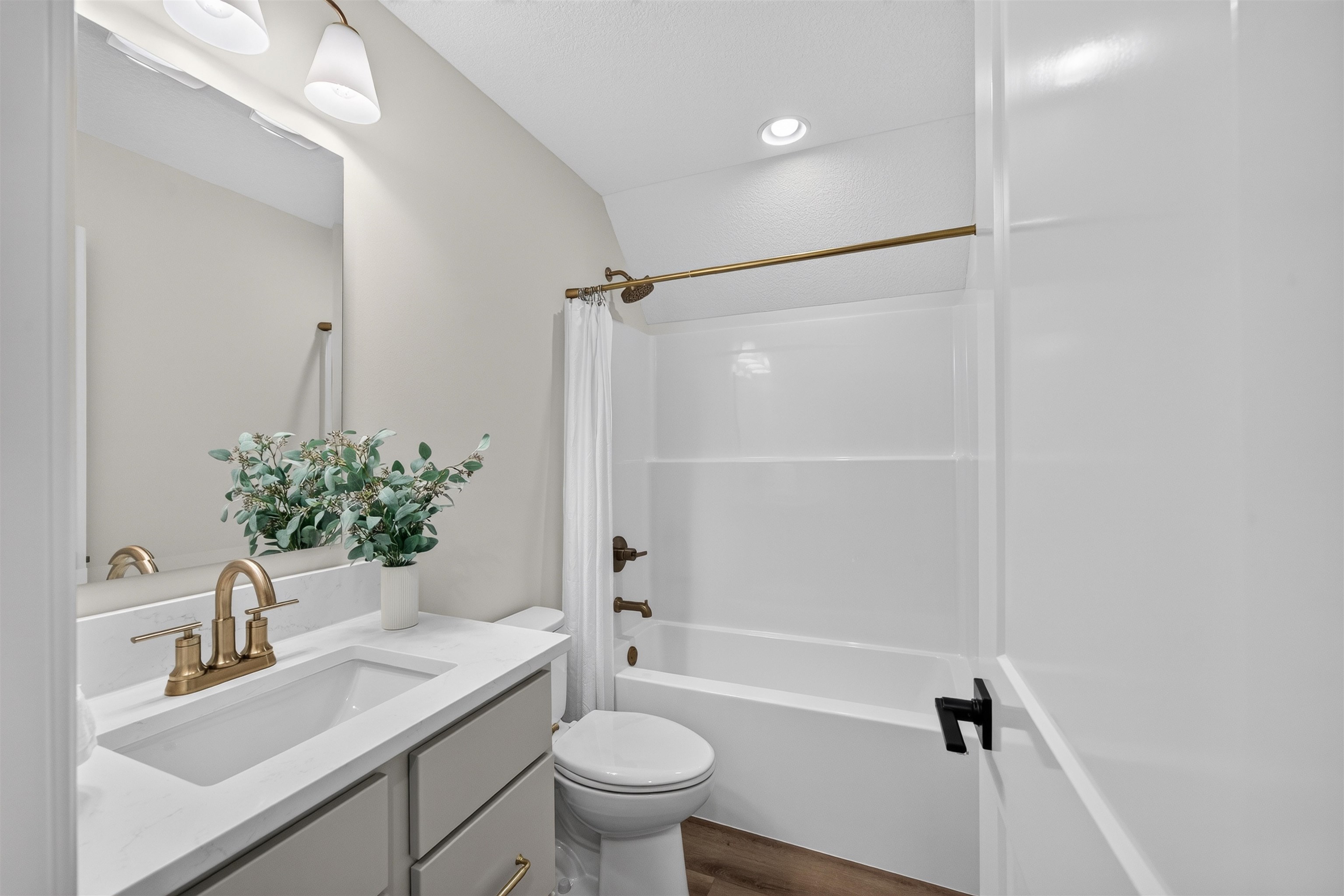 2818 E Kay St Property Photo 26