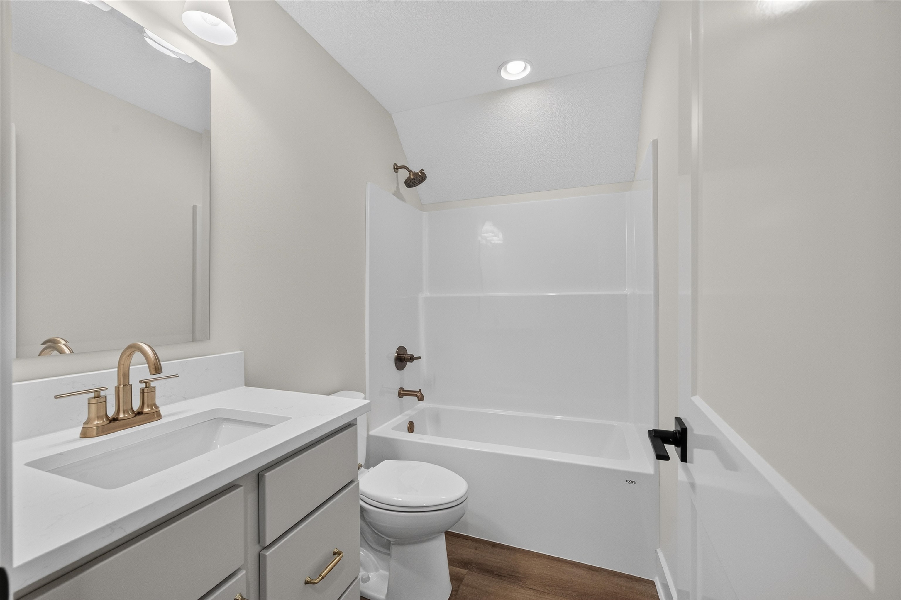 2818 E Kay St Property Photo 27