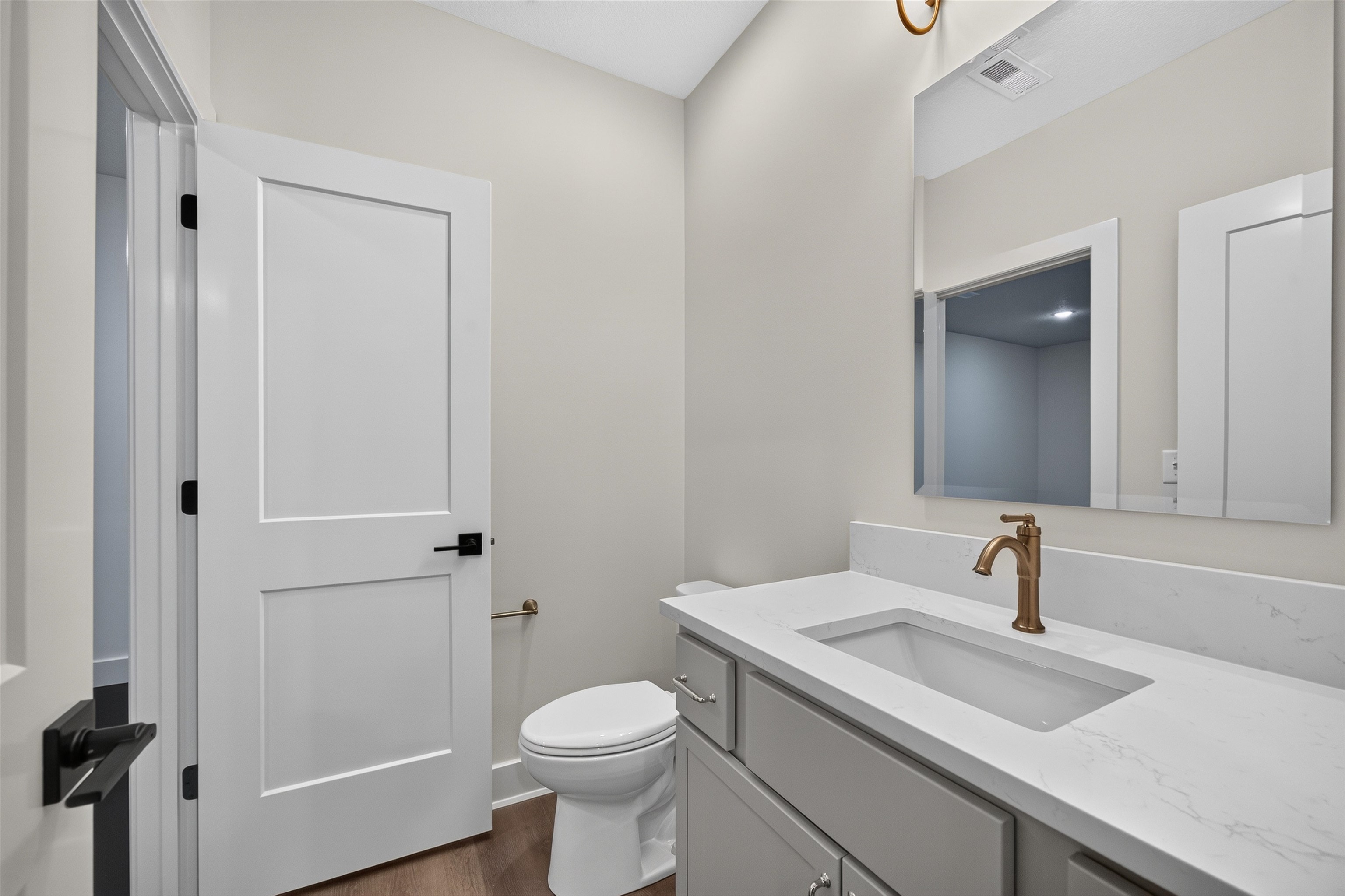 2818 E Kay St Property Photo 30