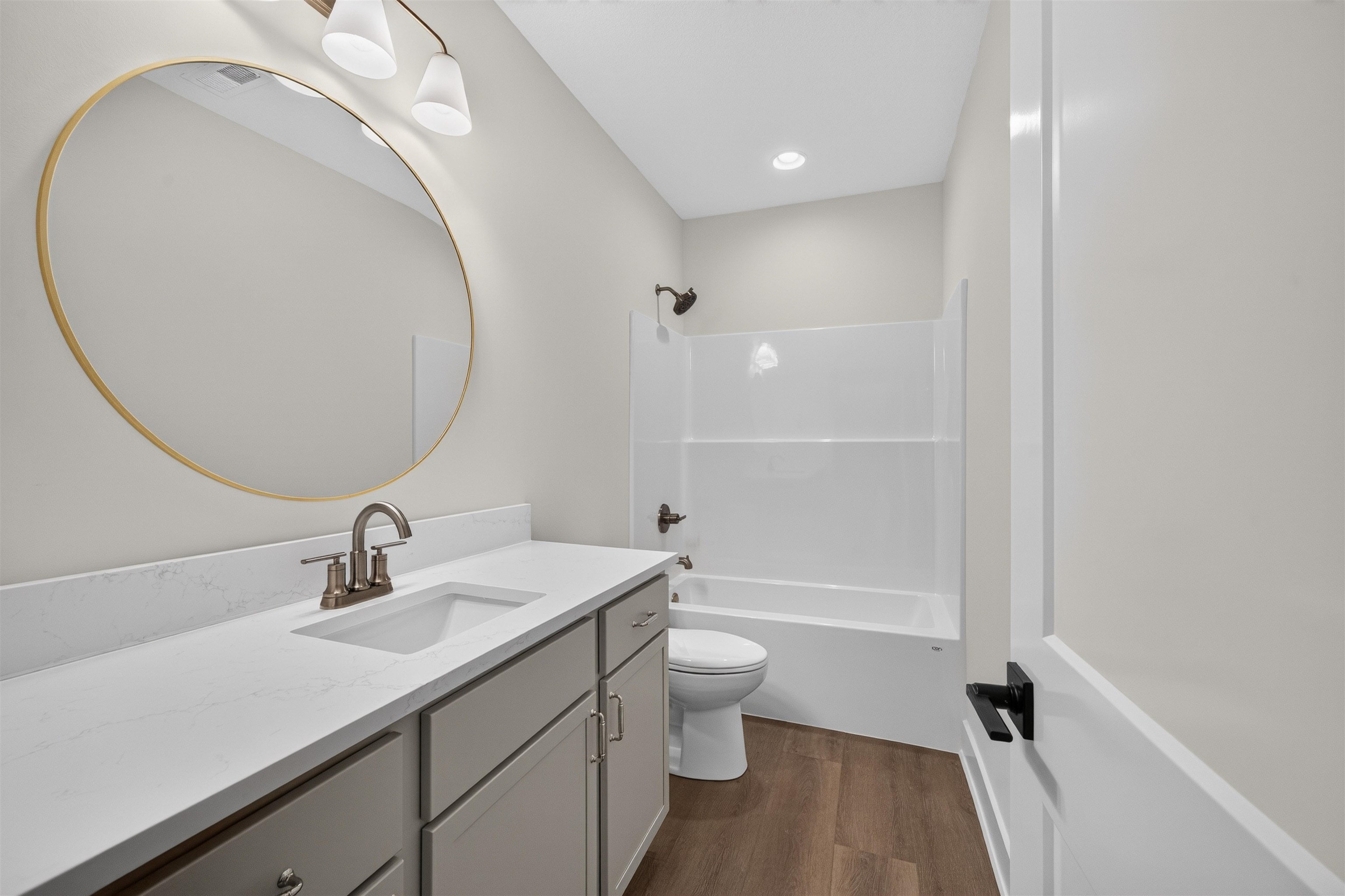 2818 E Kay St Property Photo 33