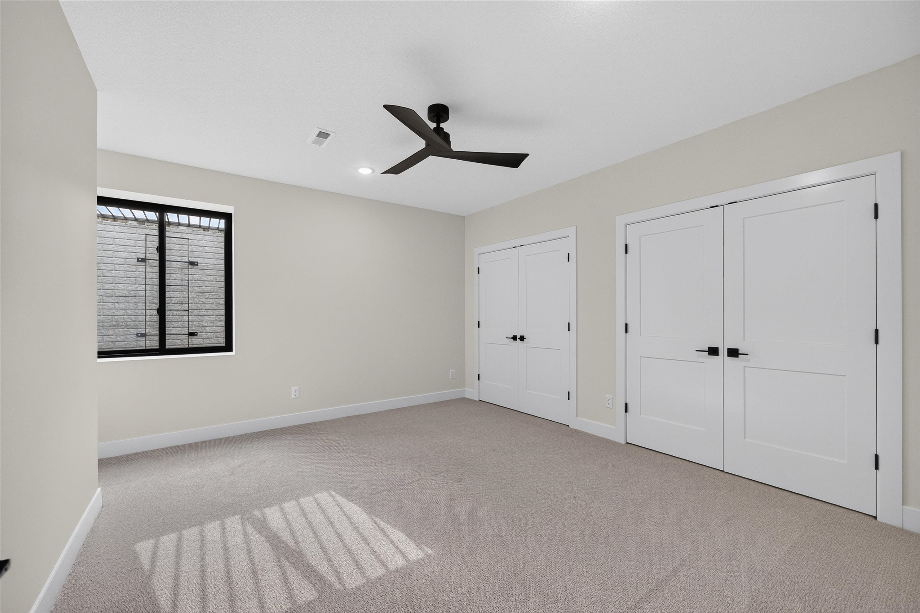 2818 E Kay St Property Photo 34