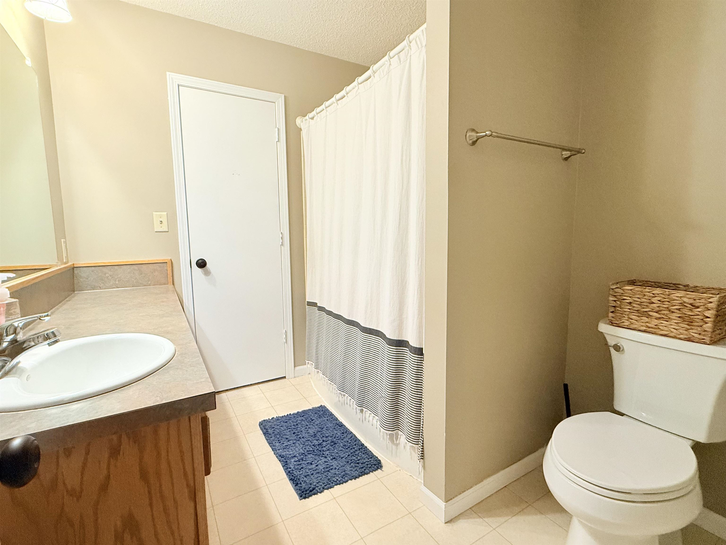 515 N Locust St. Property Photo 16