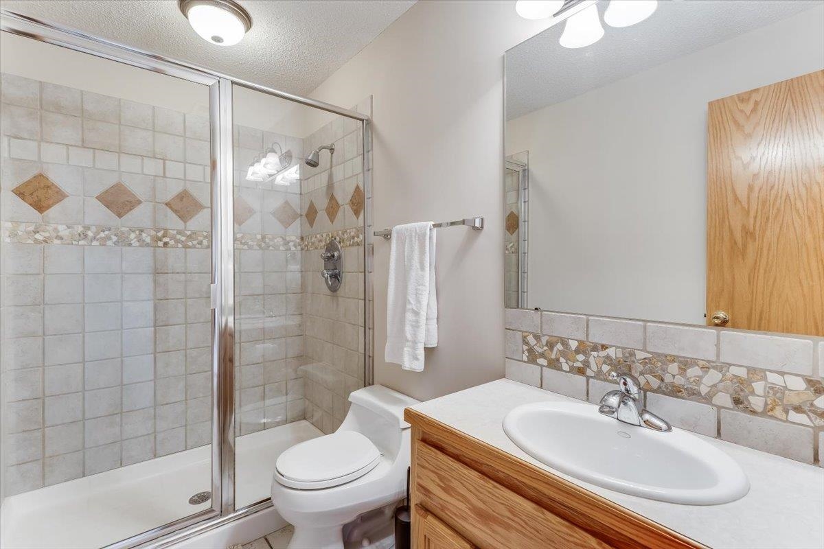 616 W Gatewood Ln Property Photo 16