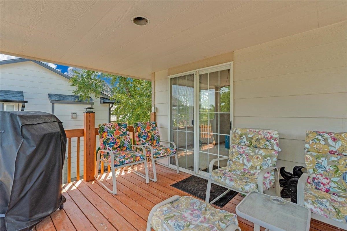 616 W Gatewood Ln Property Photo 28
