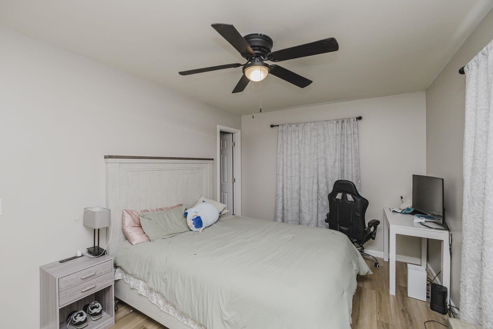 1816 S Millwood Property Photo 15