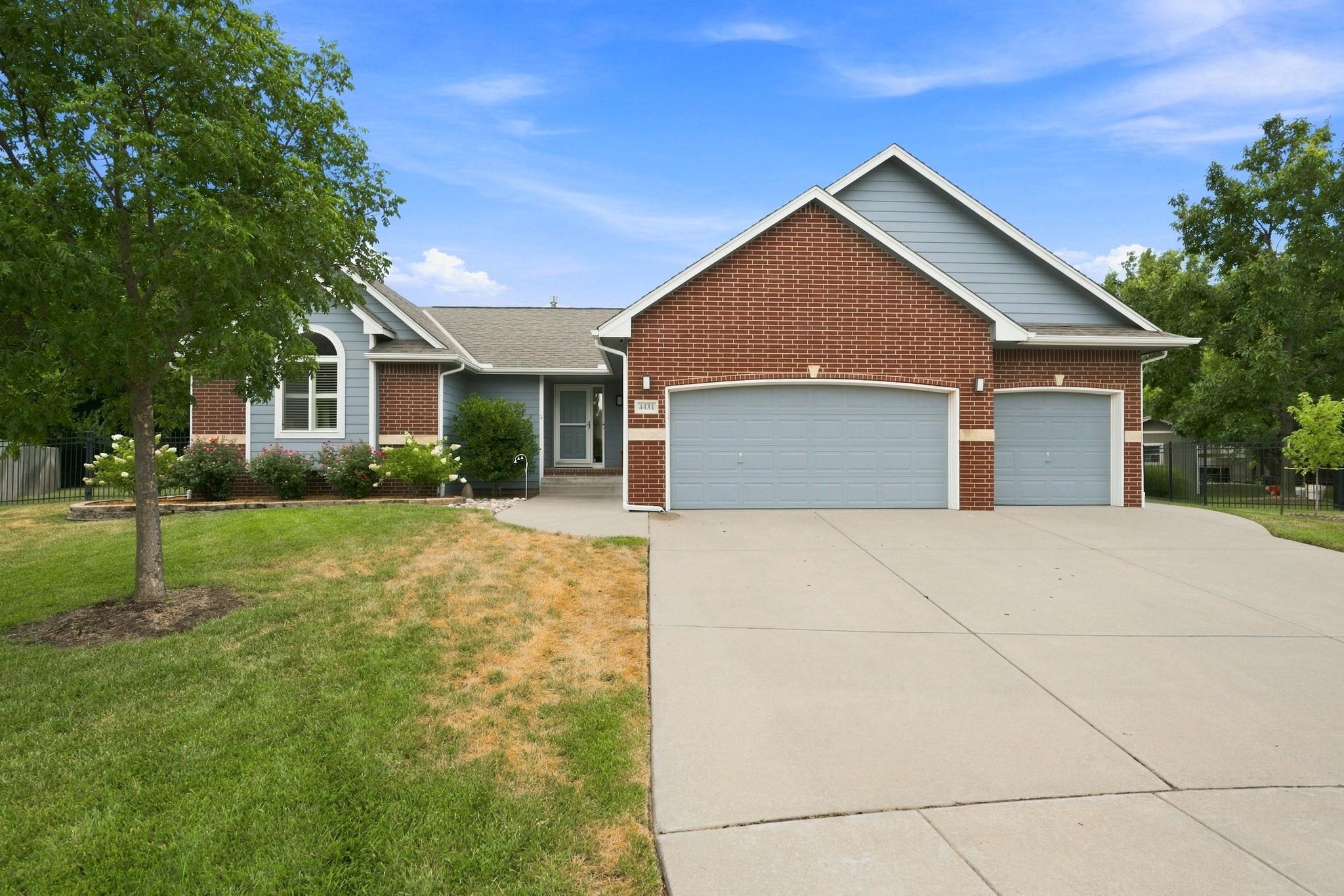 4431 E Eagles Landing Ct Property Photo