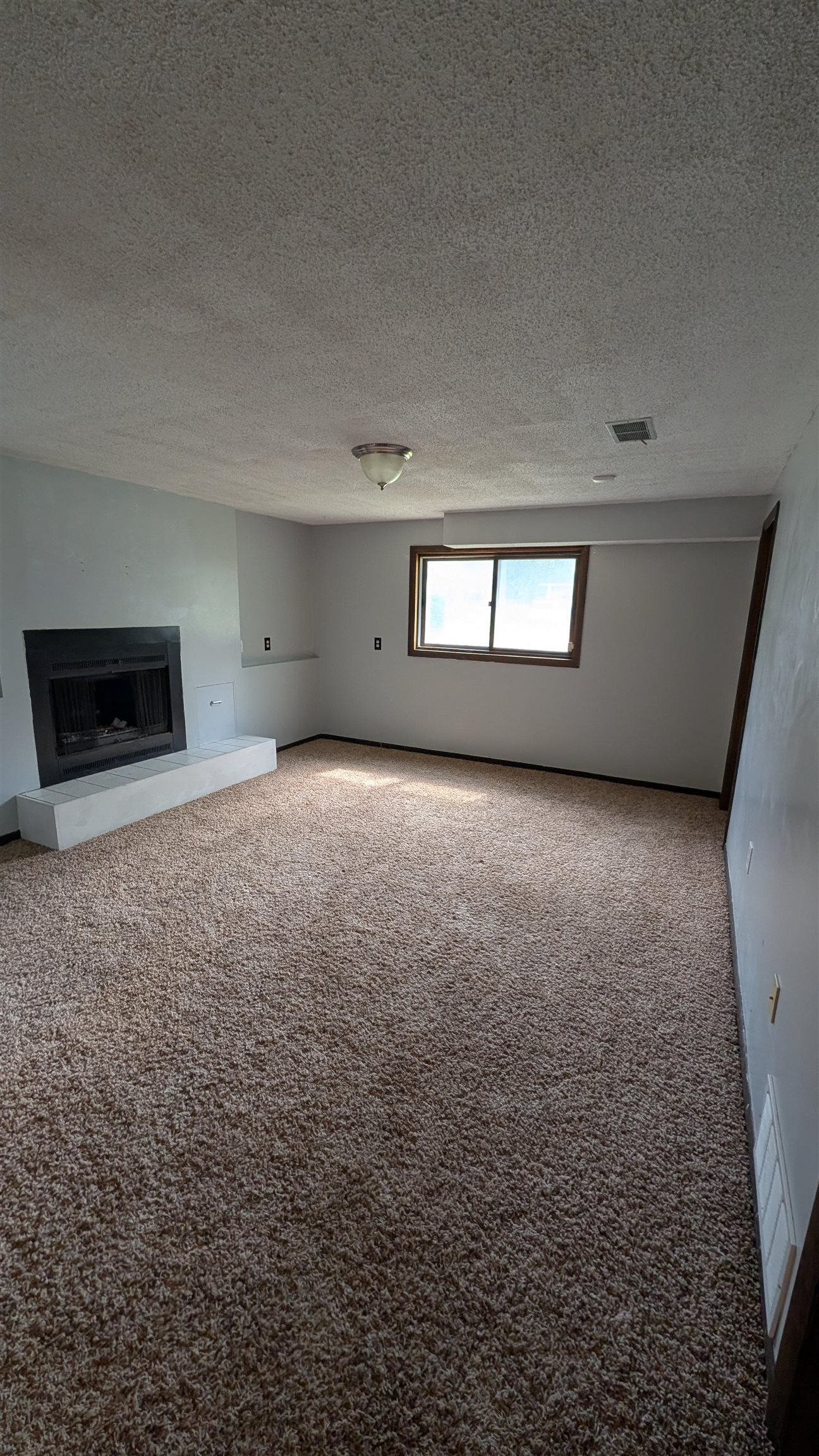 1609 N Main St Property Photo 16