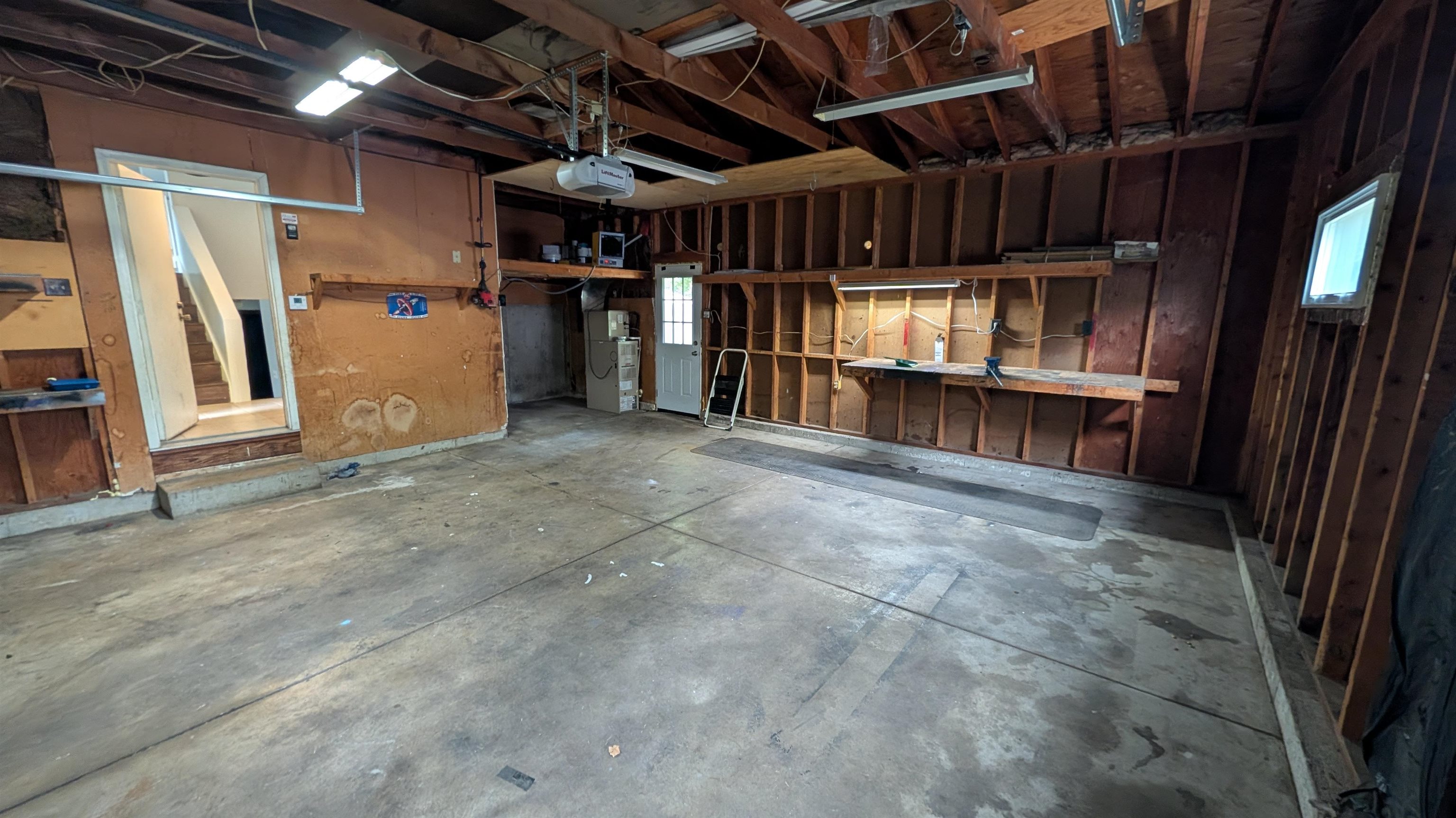 1609 N Main St Property Photo 32