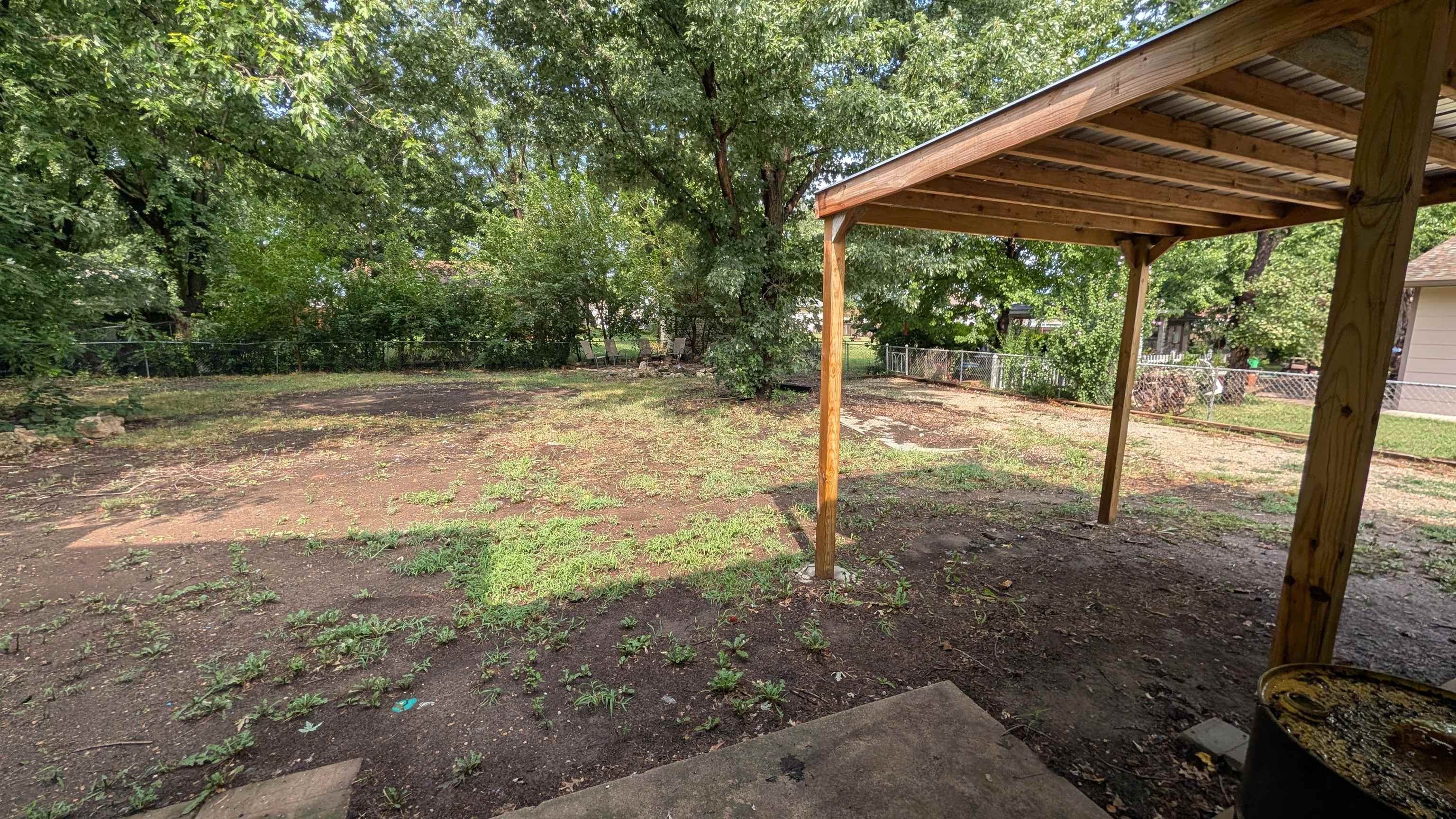 1609 N Main St Property Photo 33