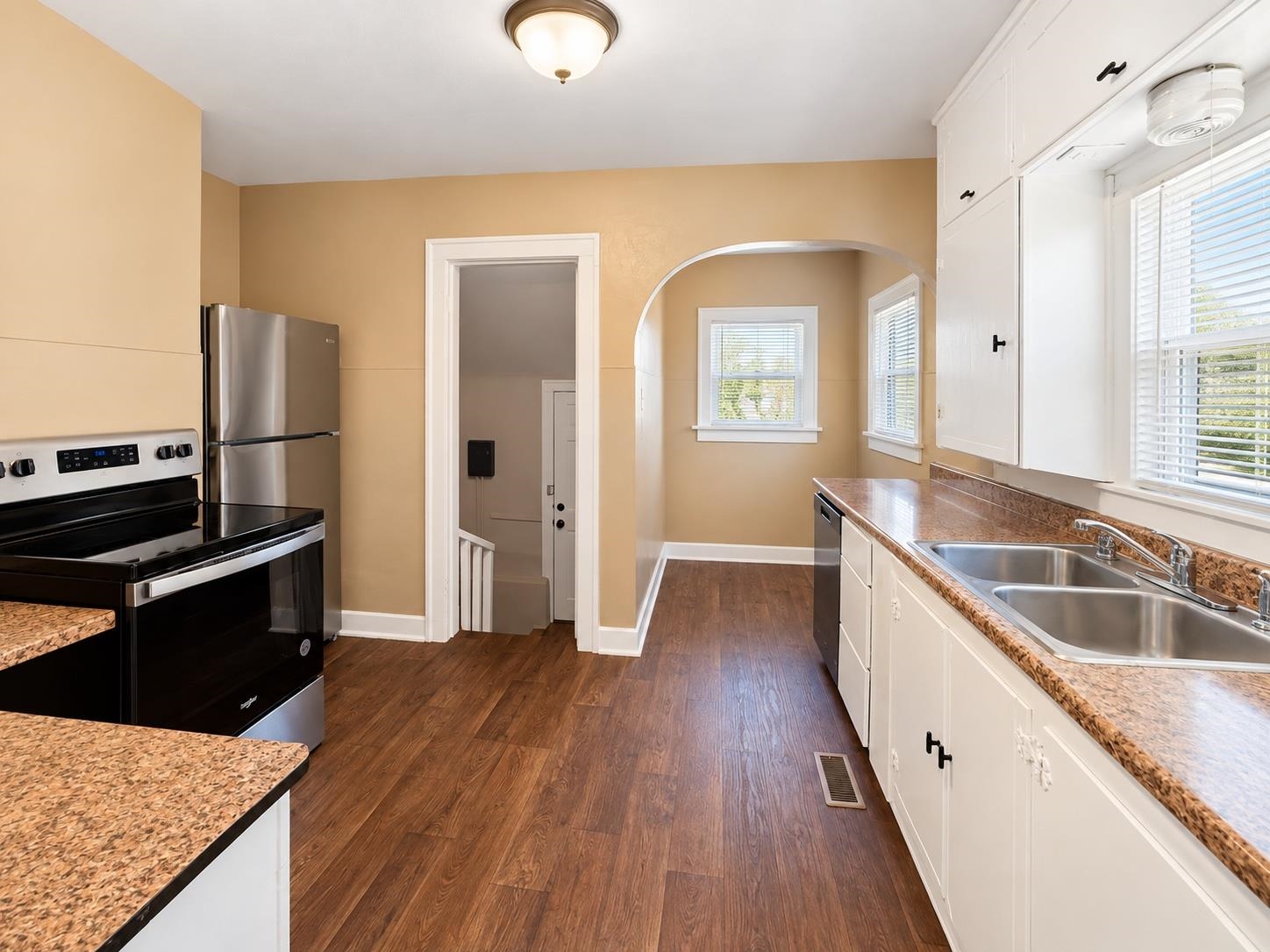 1508 S Pattie Property Photo 3