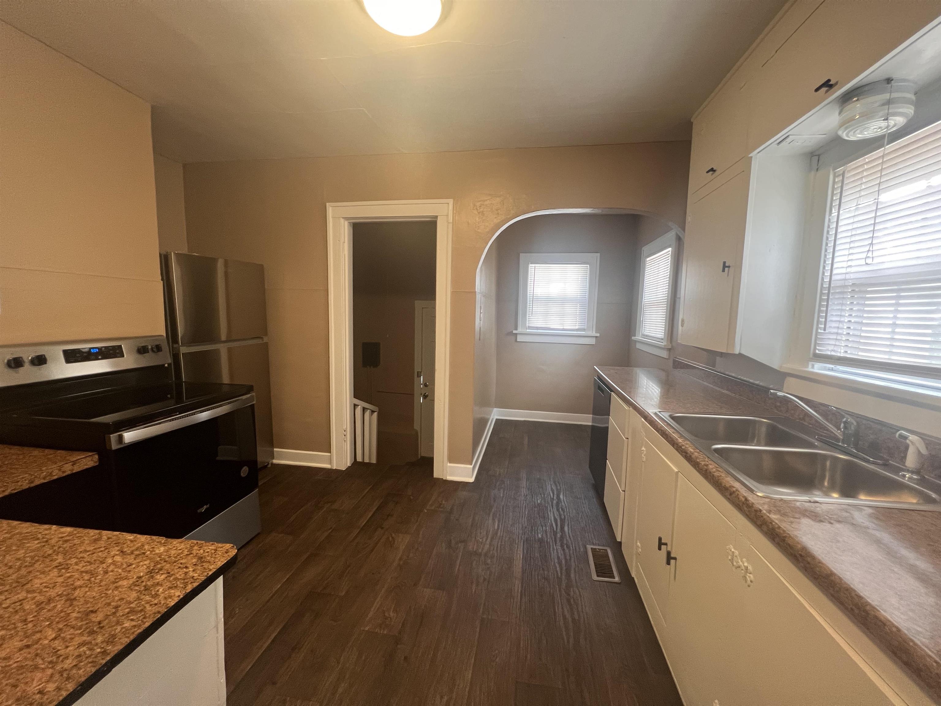 1508 S Pattie Property Photo 7
