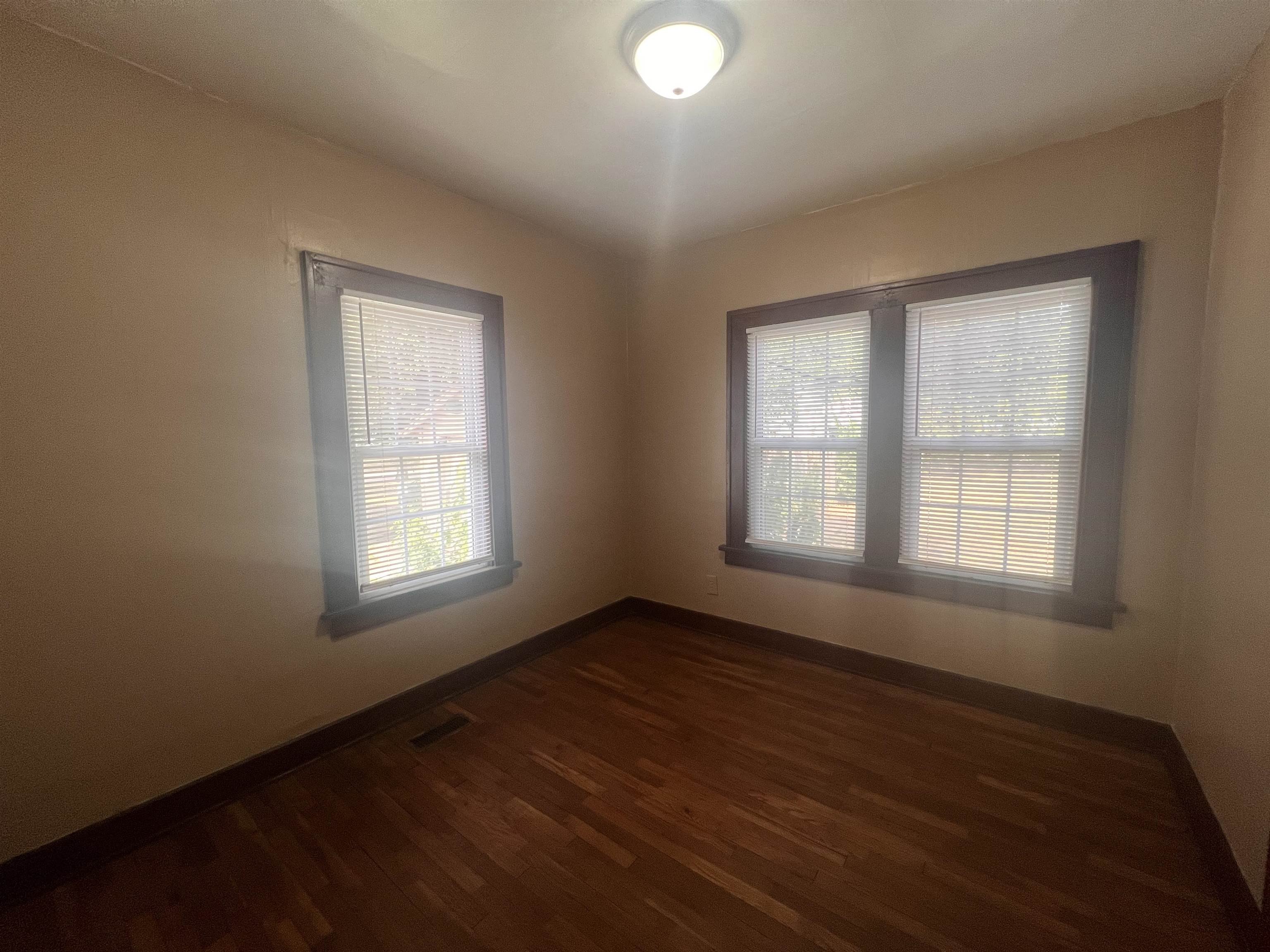1508 S Pattie Property Photo 13