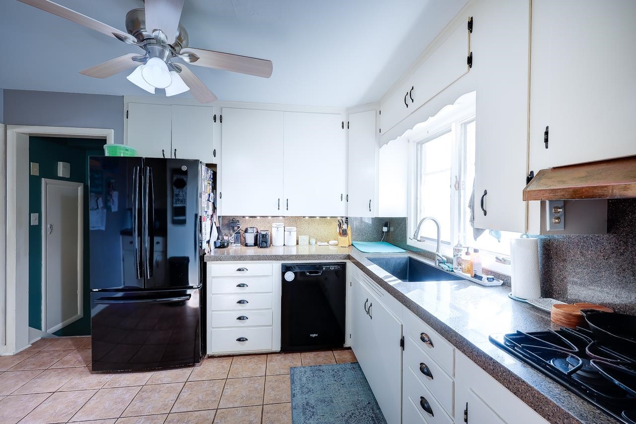 3 Eastridge Property Photo 6