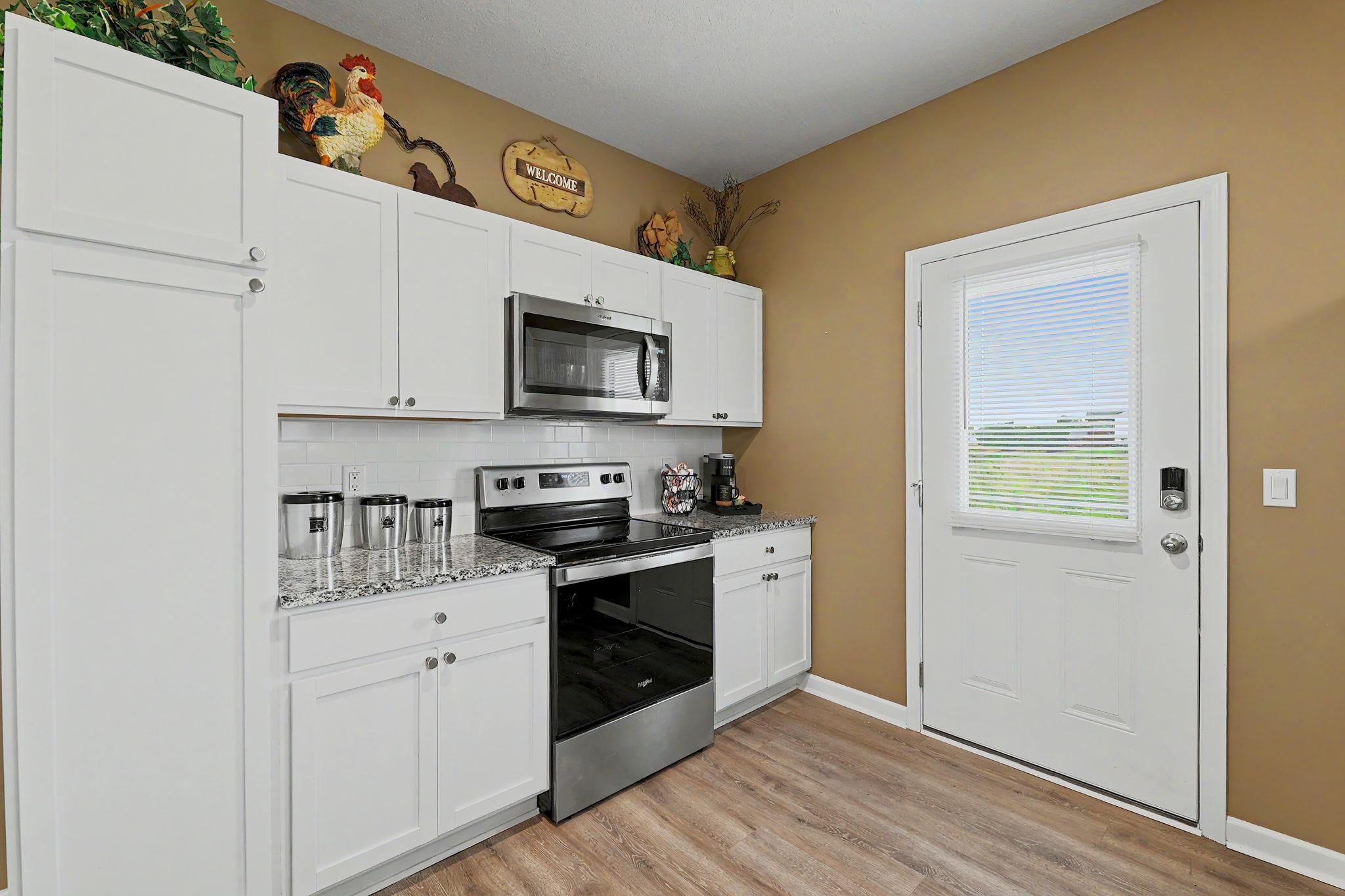 2914 E Highridge St Property Photo 14