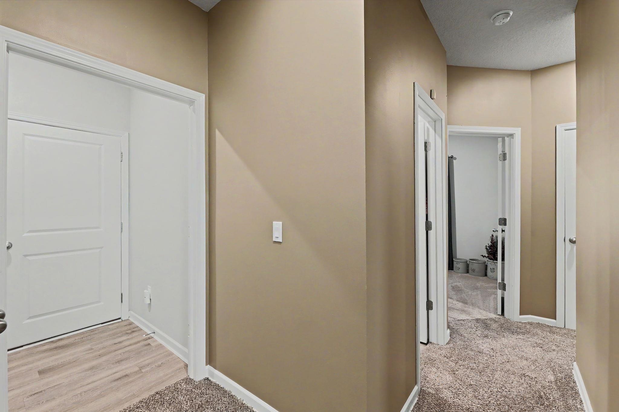 2914 E Highridge St Property Photo 18