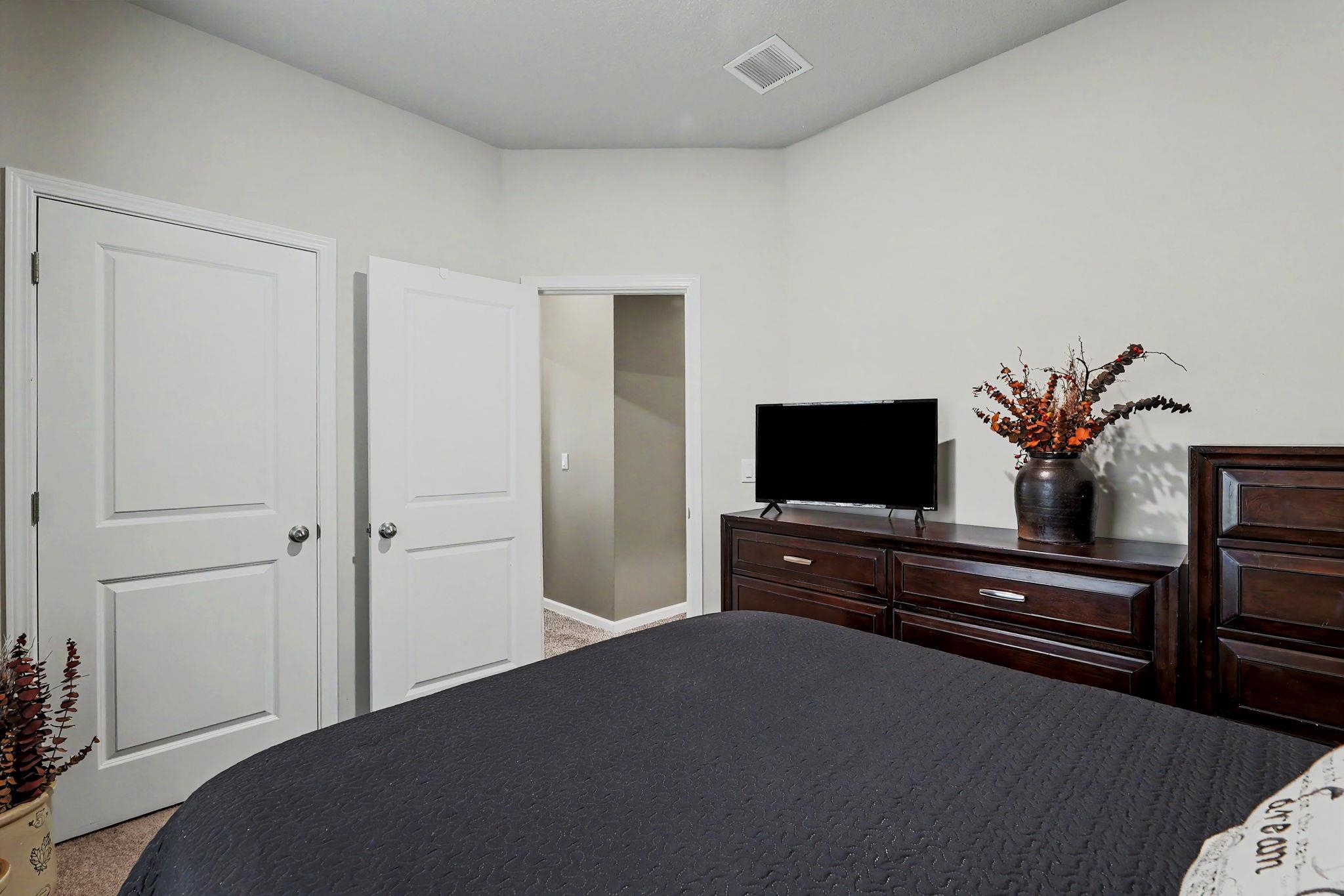 2914 E Highridge St Property Photo 24