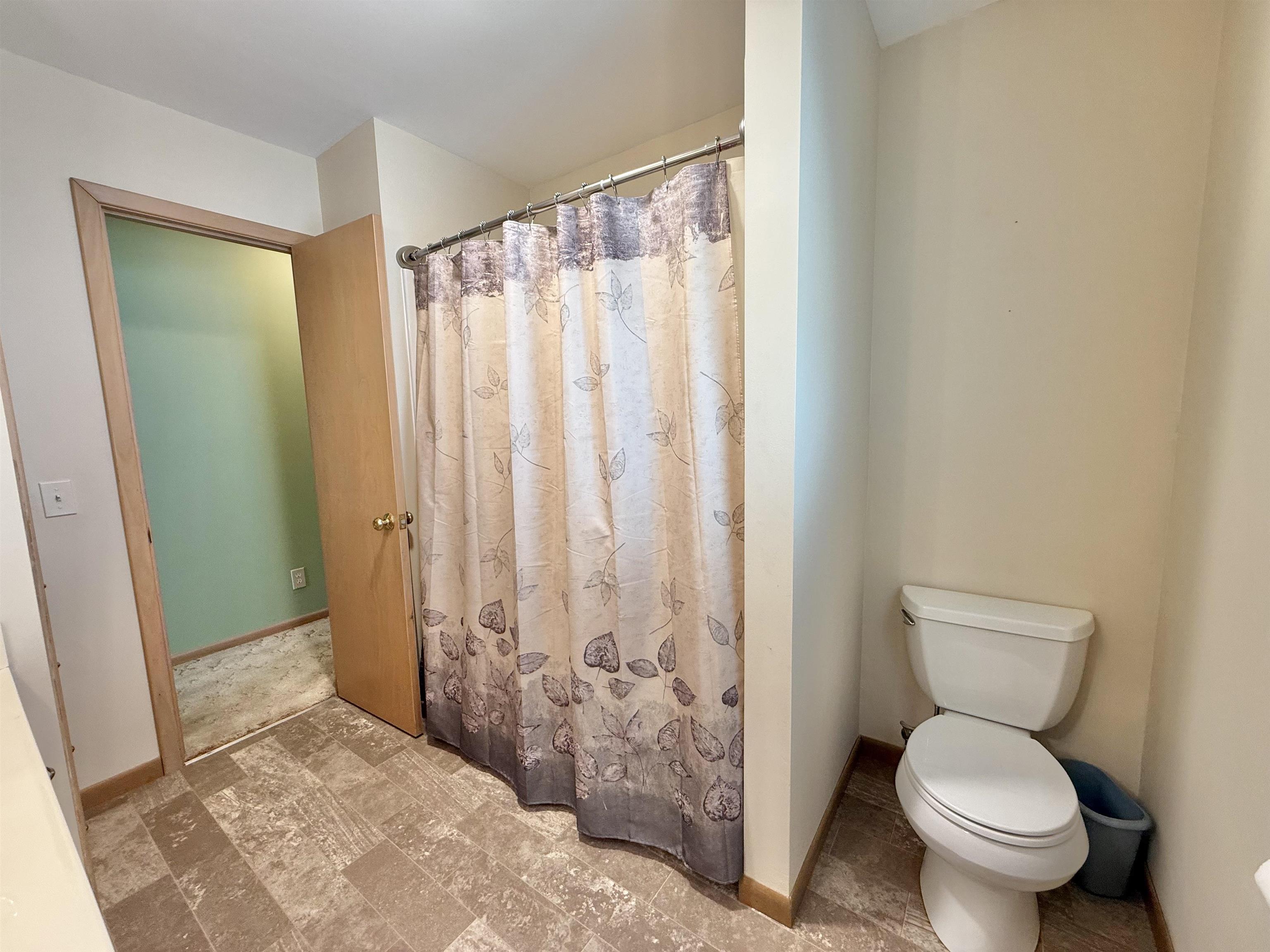 1701 N Main Property Photo 15