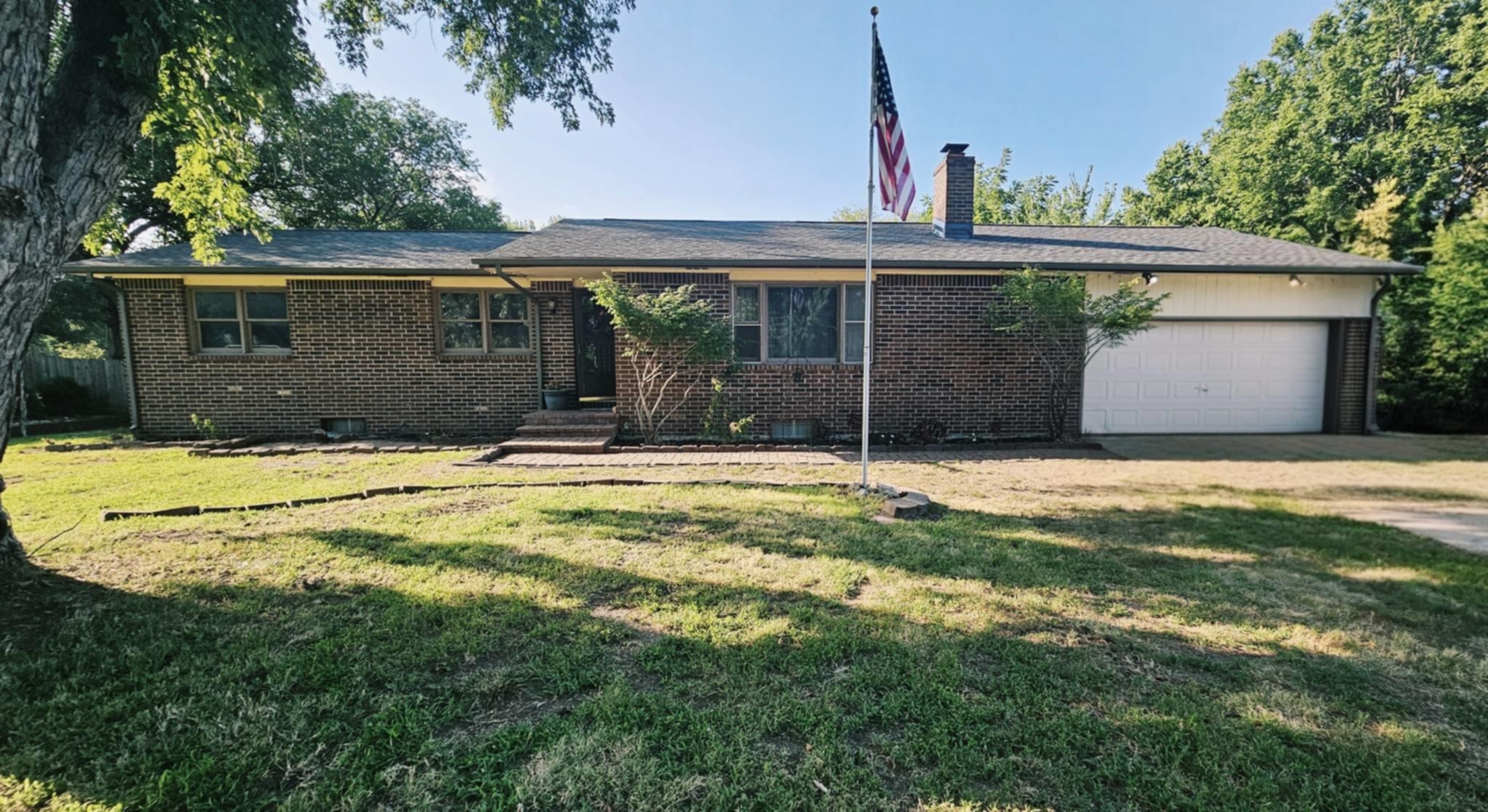 2129 W Ventoso Rd Property Photo