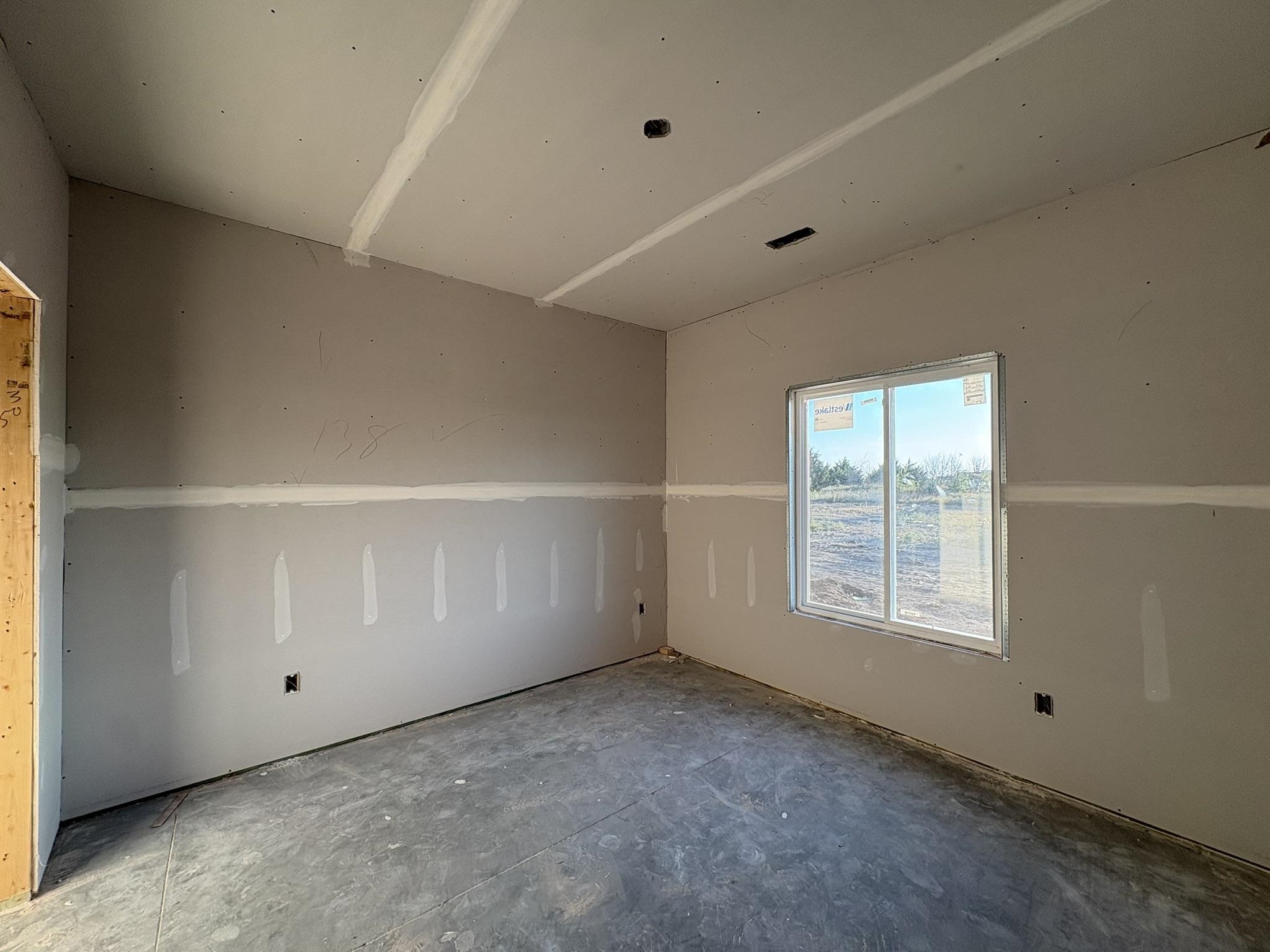 5817 Plumthicket St Property Photo 10