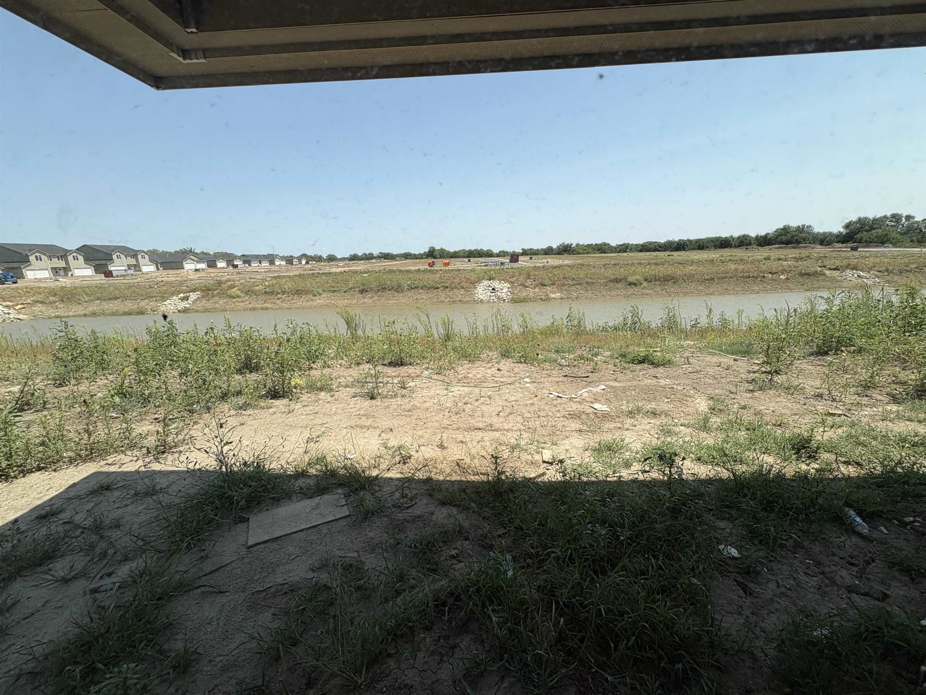 2908 S Denene St Property Photo 4