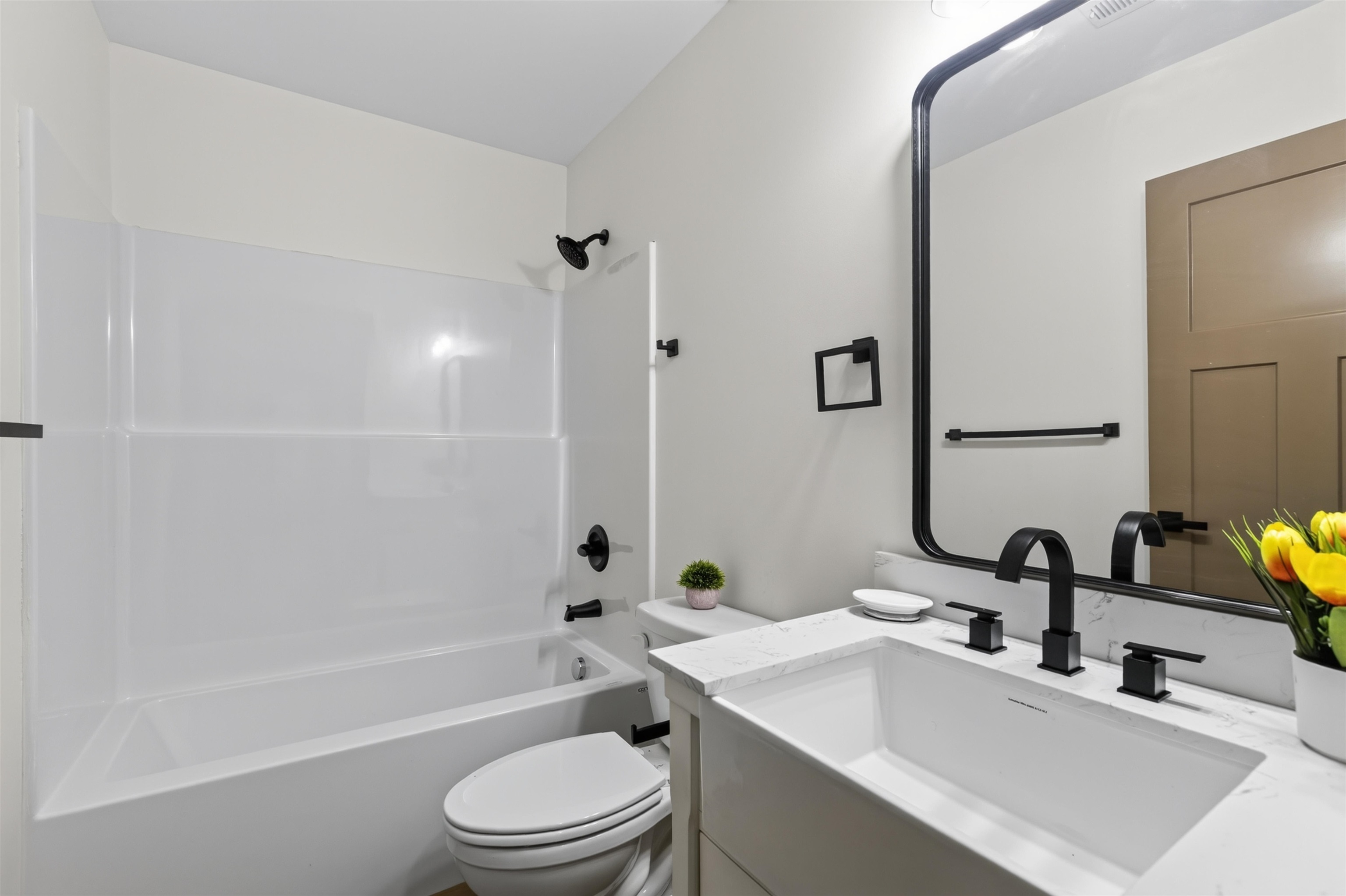 1639 S Lulu Property Photo 24