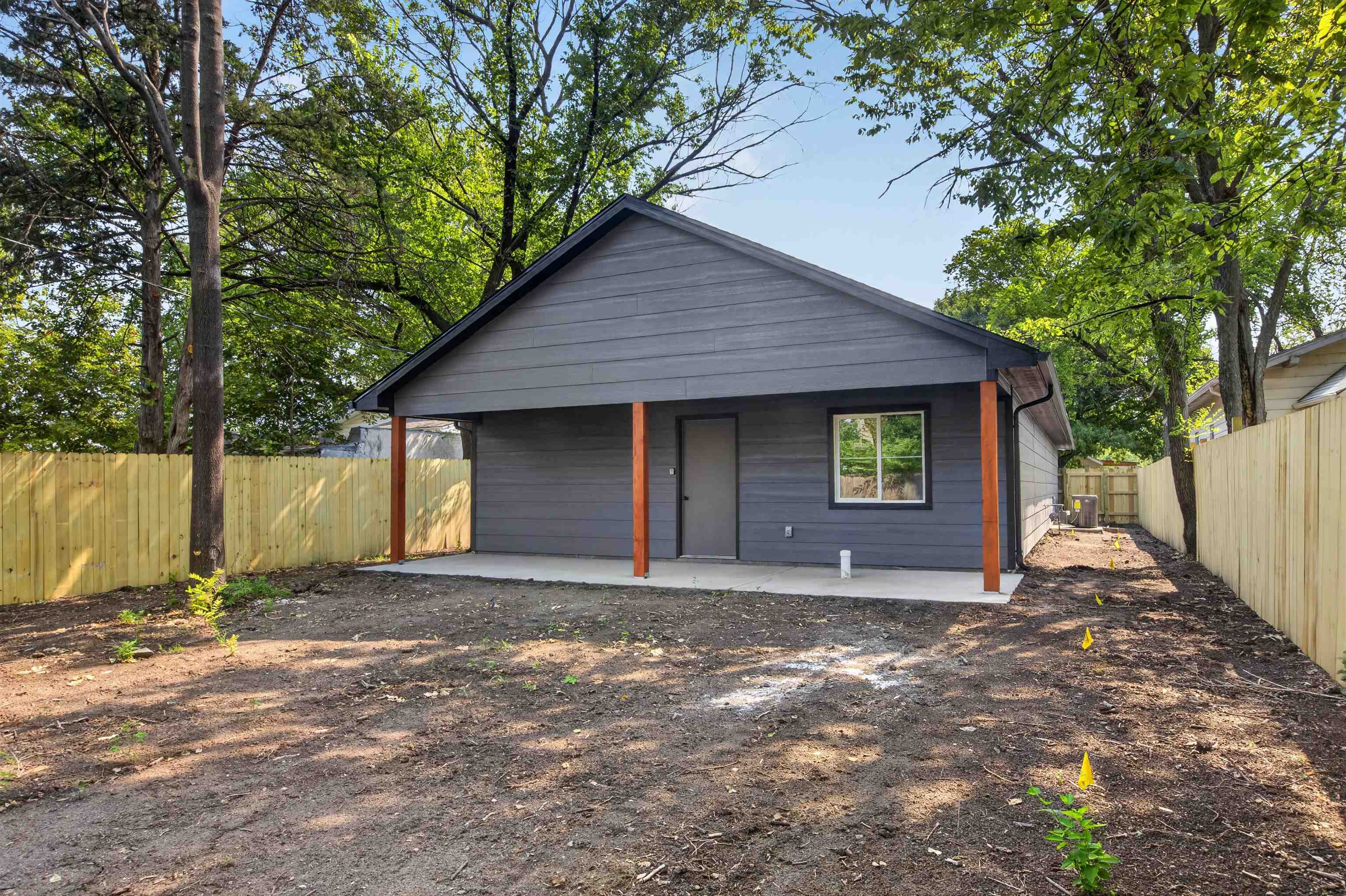 1639 S Lulu Property Photo 30