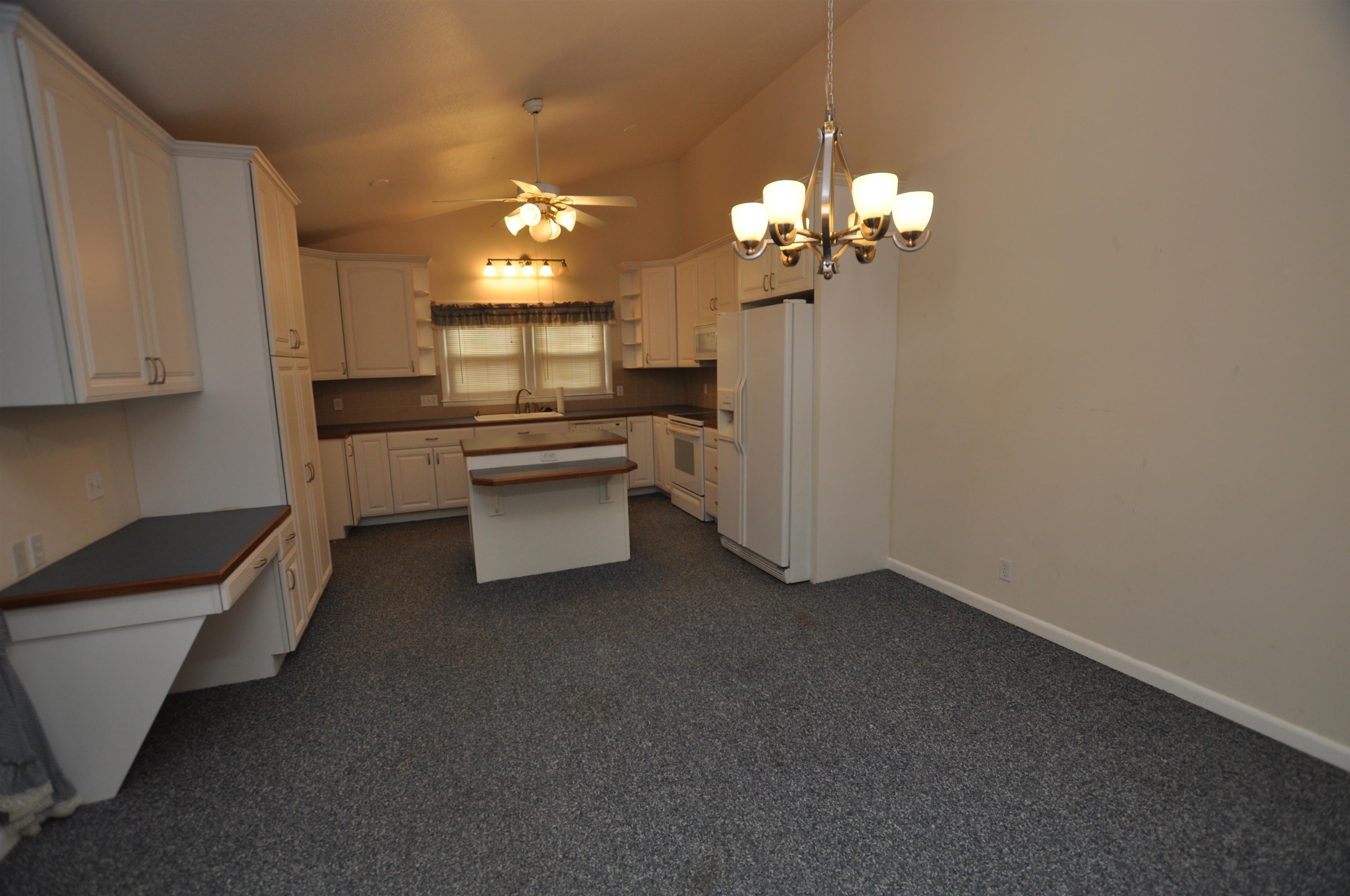 5925 Memphis Property Photo 7