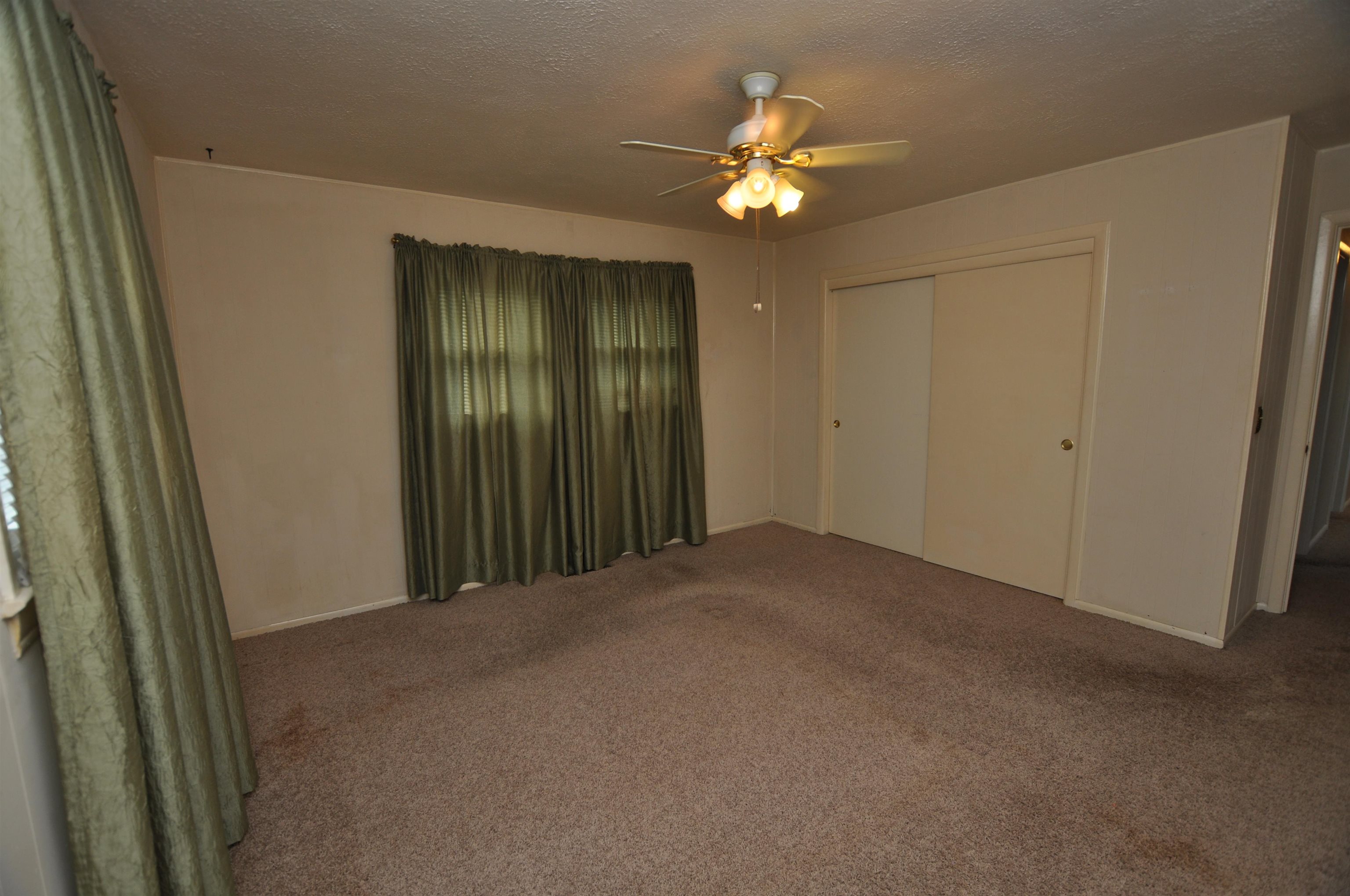 5925 Memphis Property Photo 10