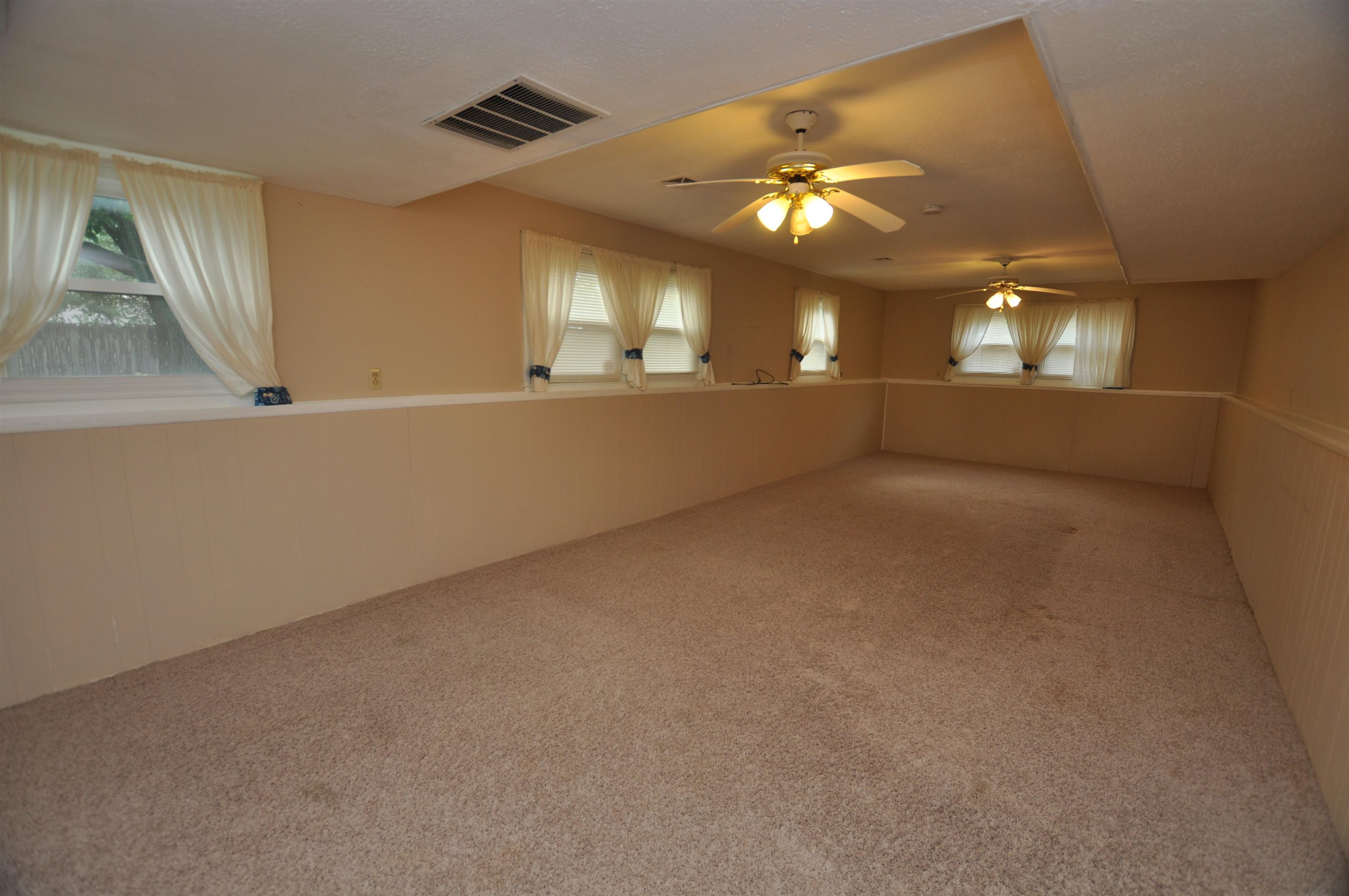 5925 Memphis Property Photo 19