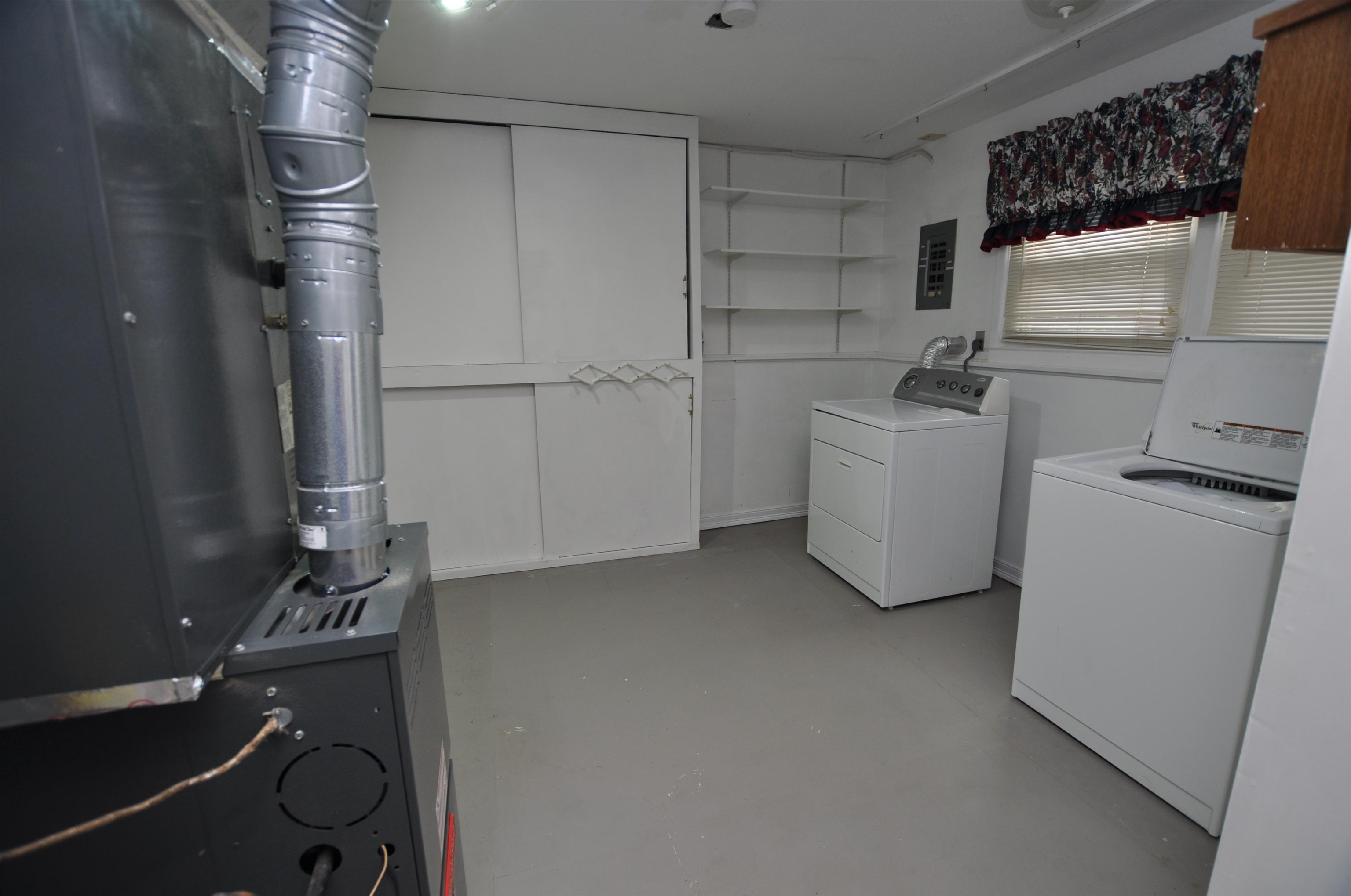 5925 Memphis Property Photo 22