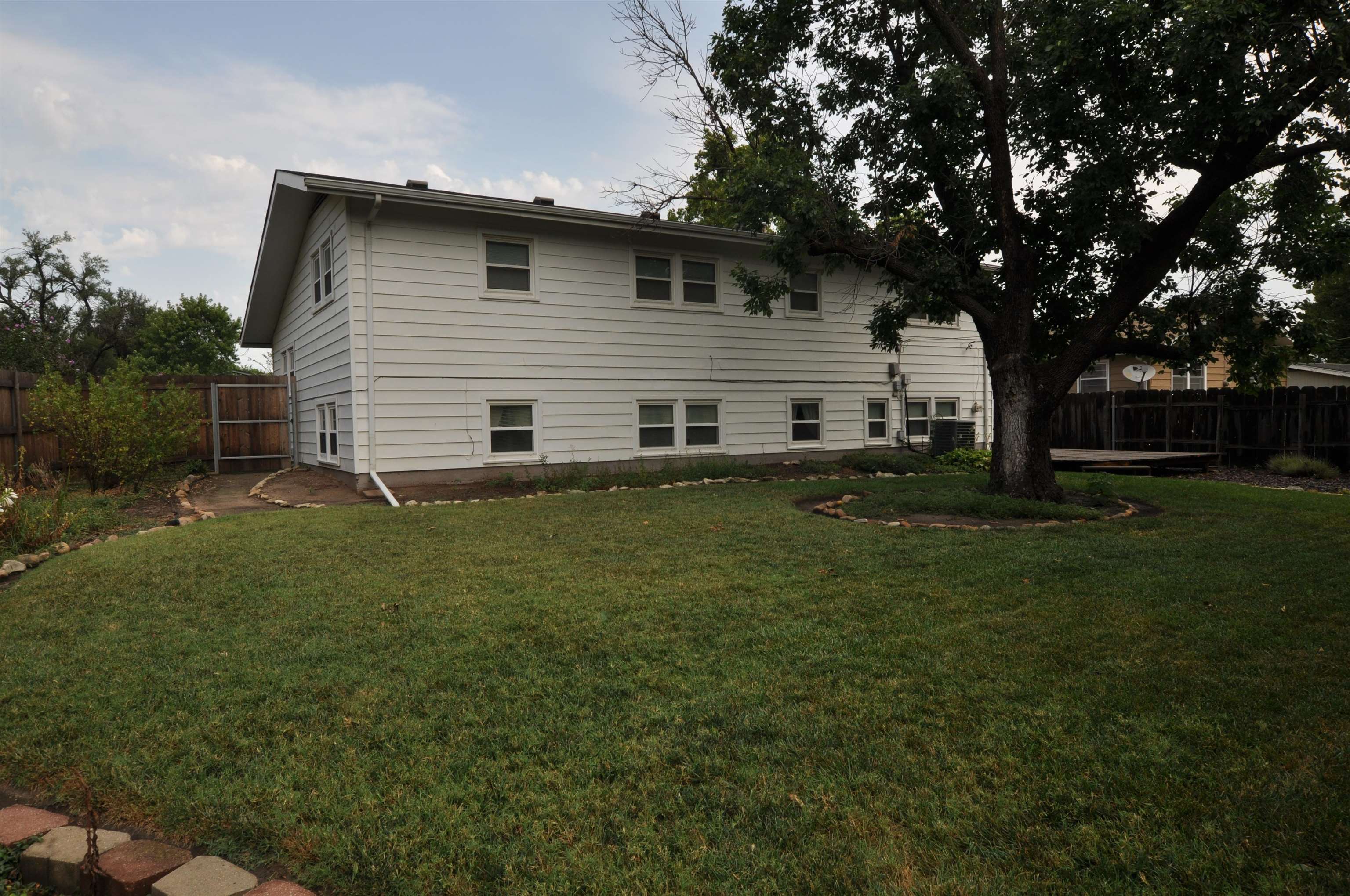 5925 Memphis Property Photo 29