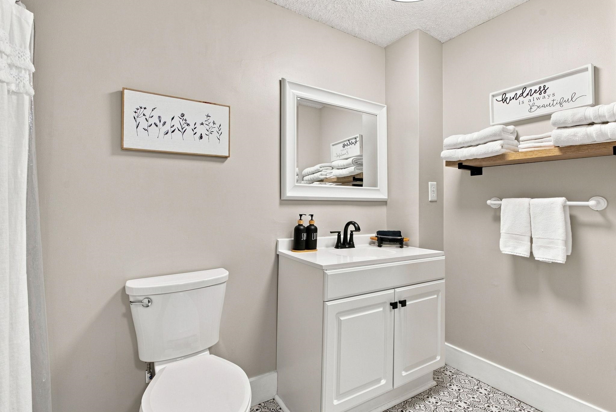 137 S Elizabeth Property Photo 16
