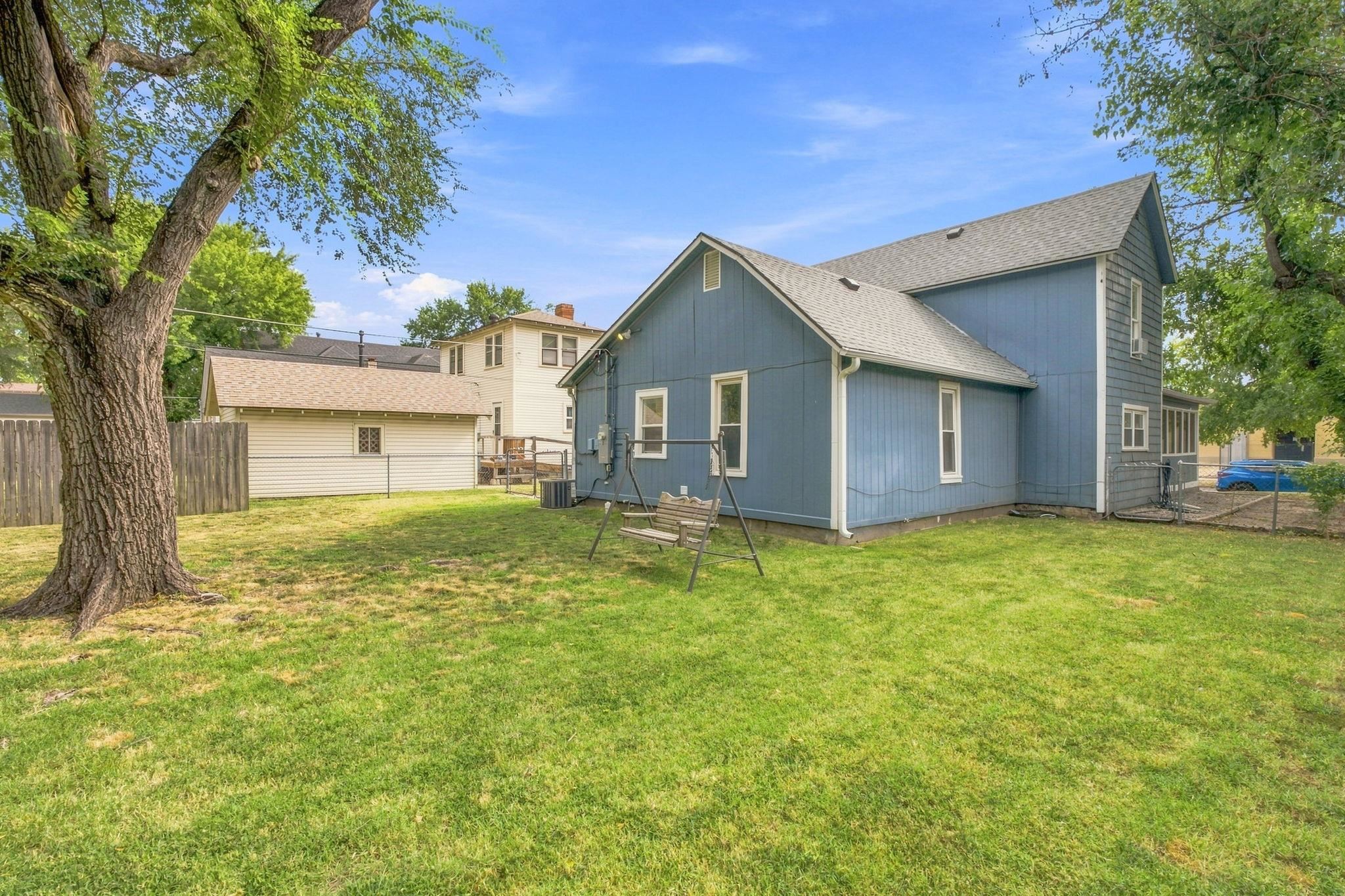 137 S Elizabeth Property Photo 26