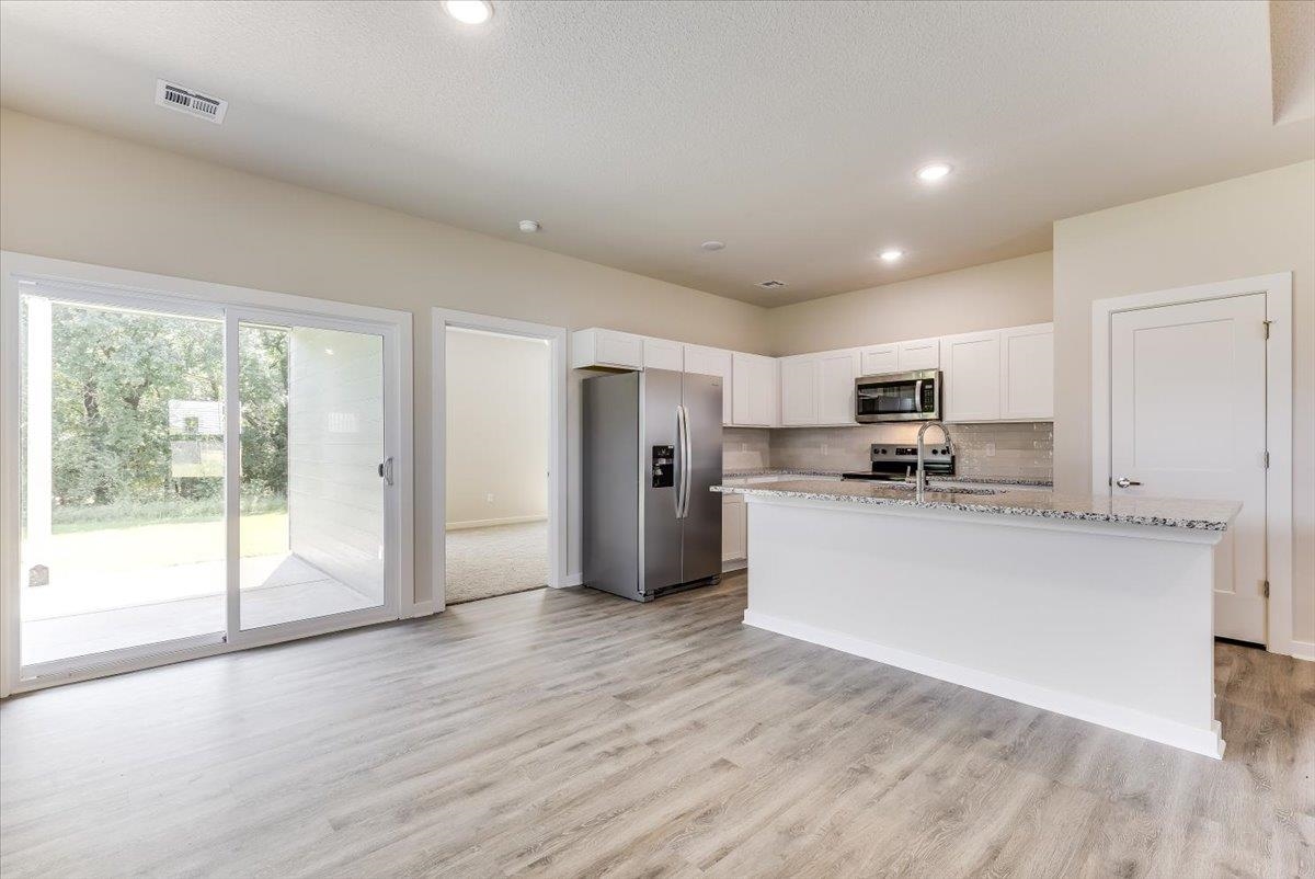 1783 W Redbud Lane Property Photo 8