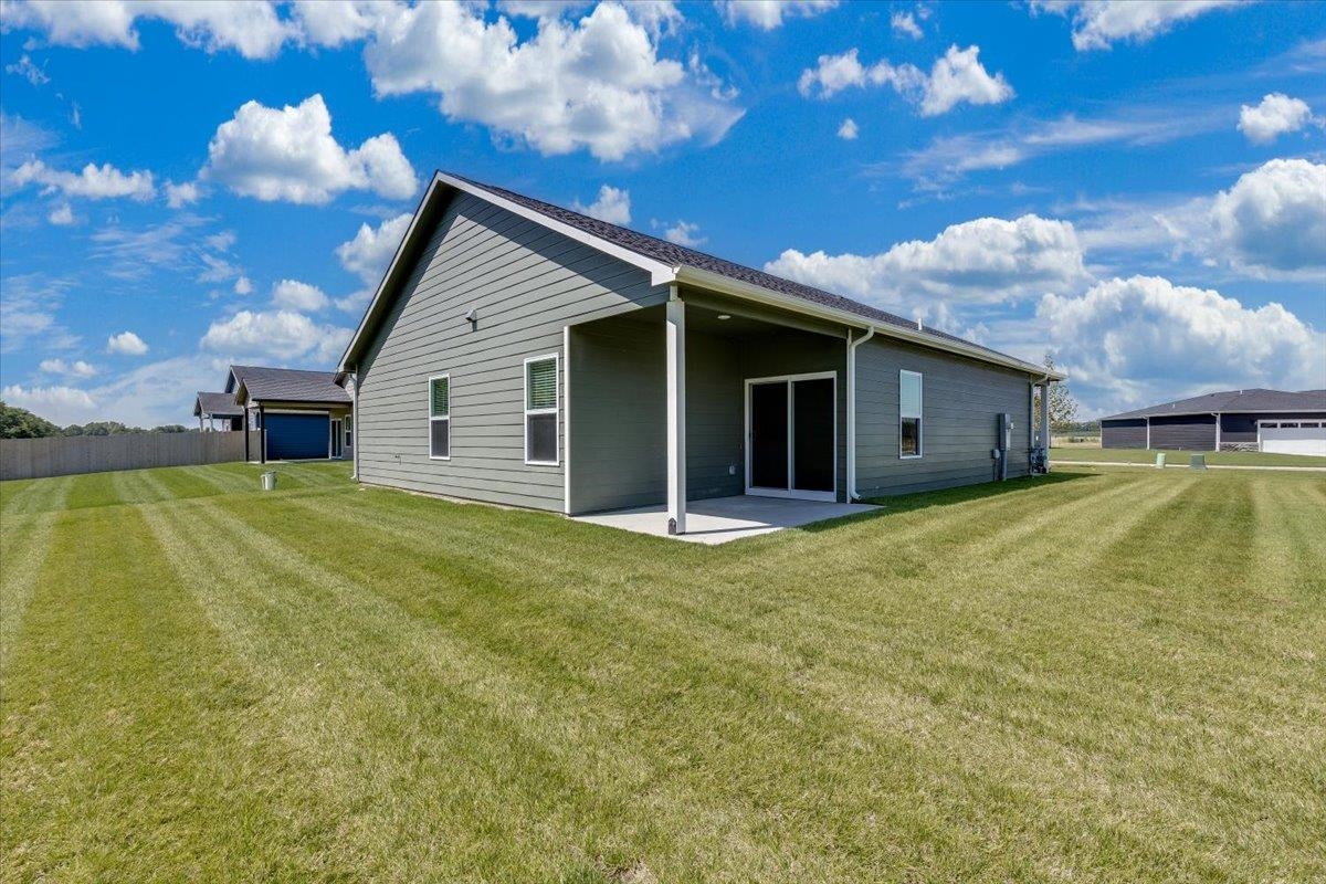 1783 W Redbud Lane Property Photo 33