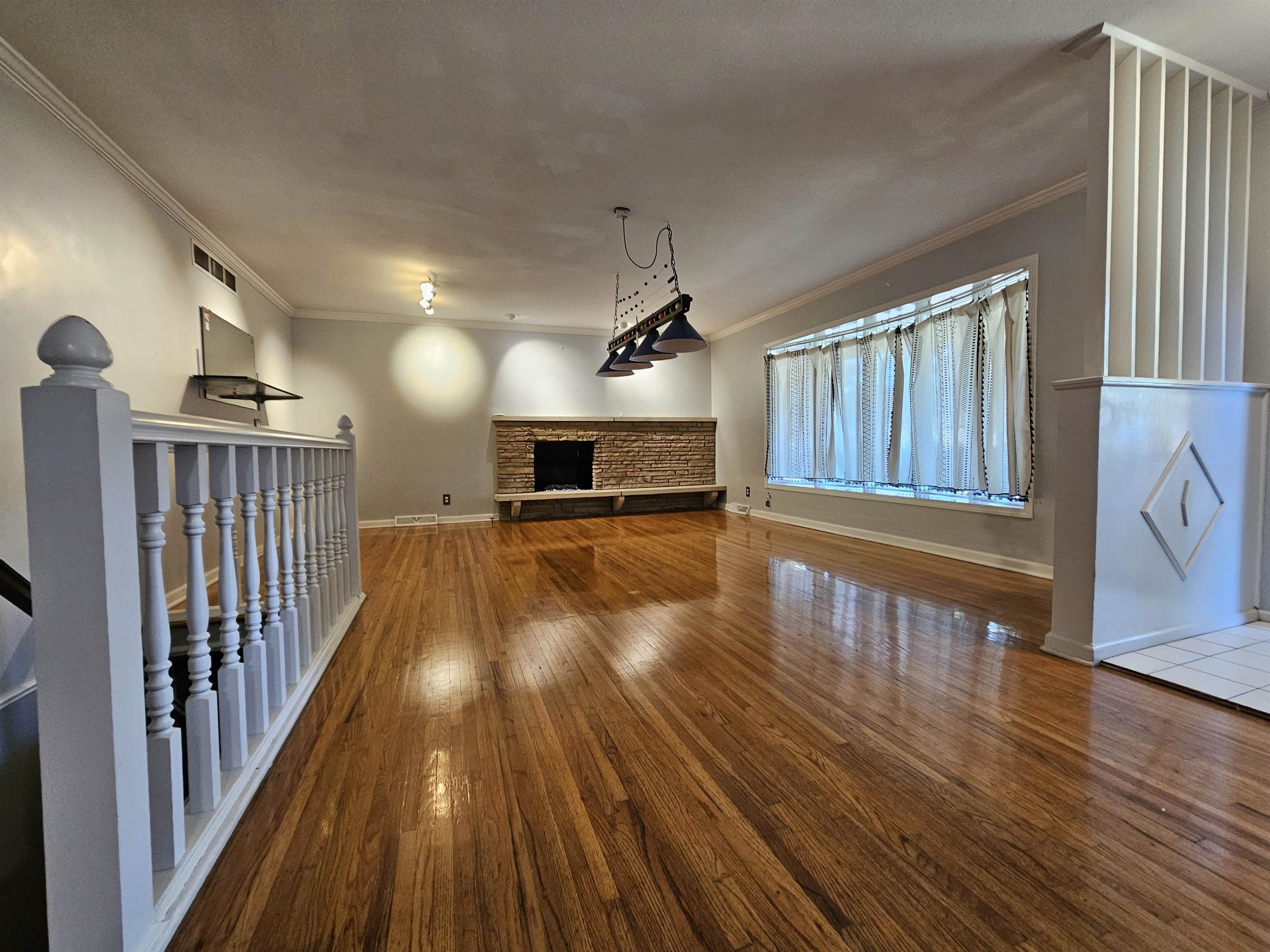 1747 N Sabin St Property Photo 2