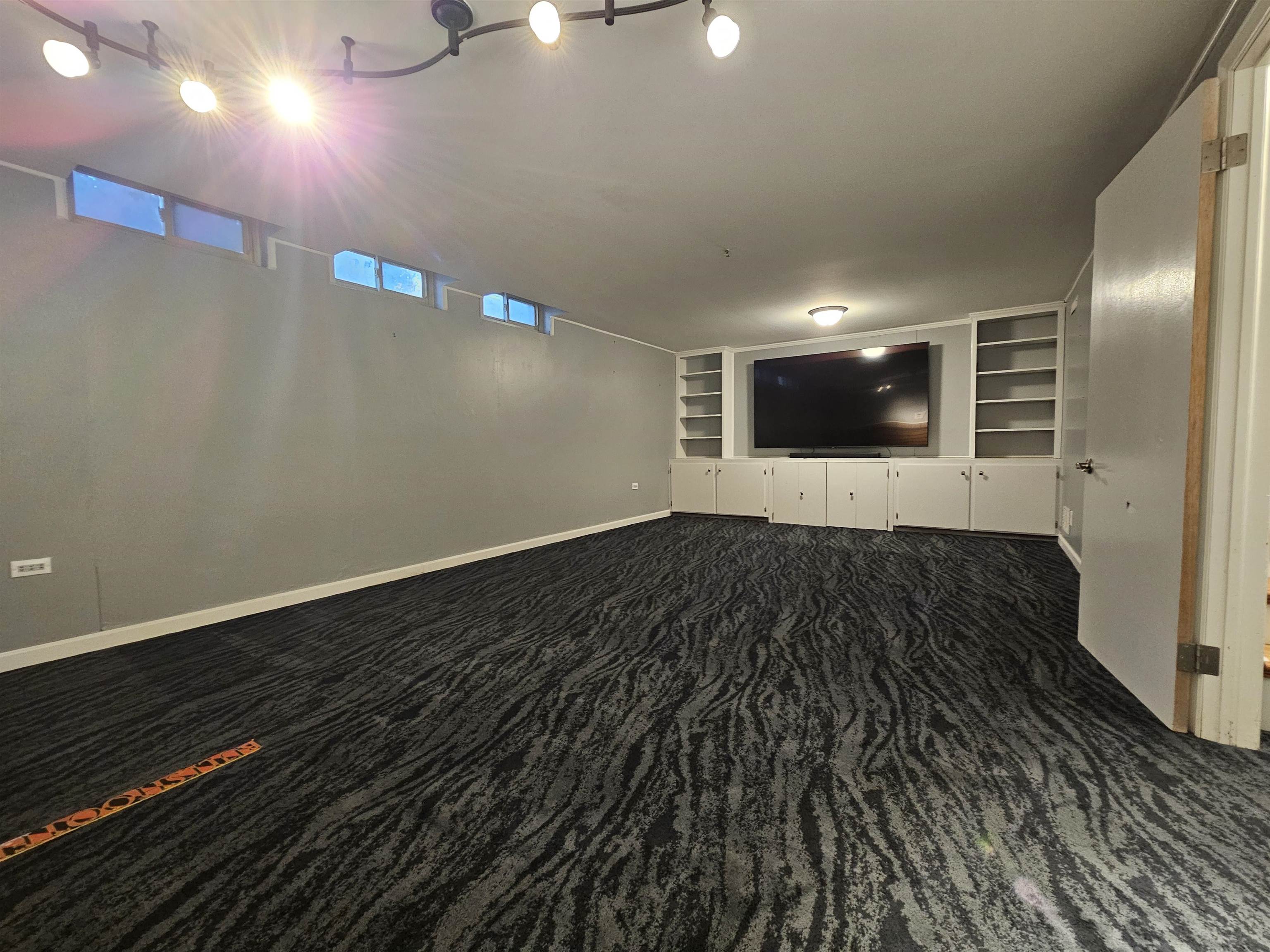 1747 N Sabin St Property Photo 12